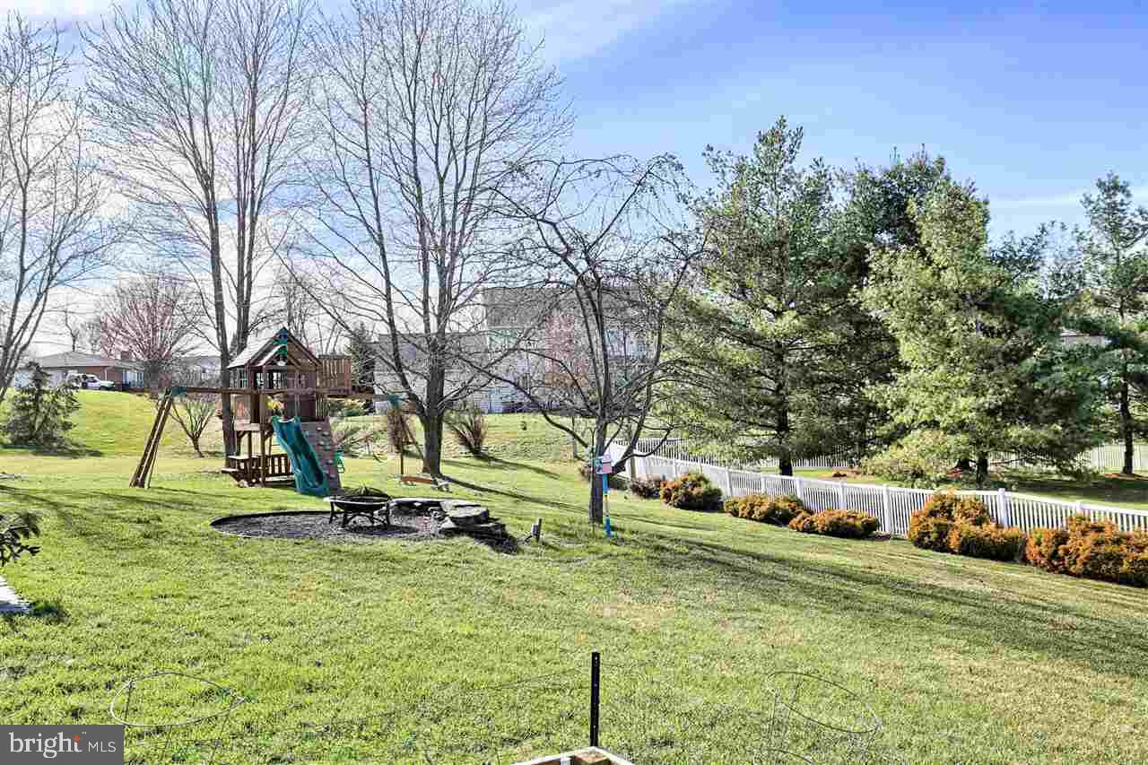 PENN OAKS - Residential