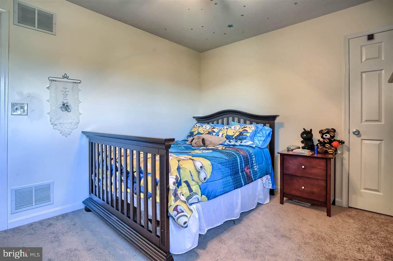 PENN OAKS - Residential