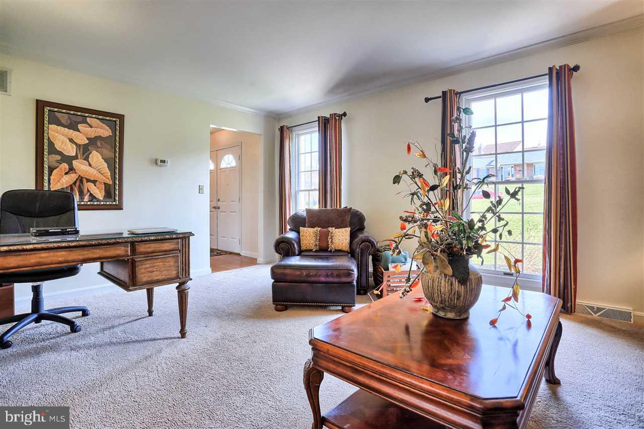 PENN OAKS - Residential