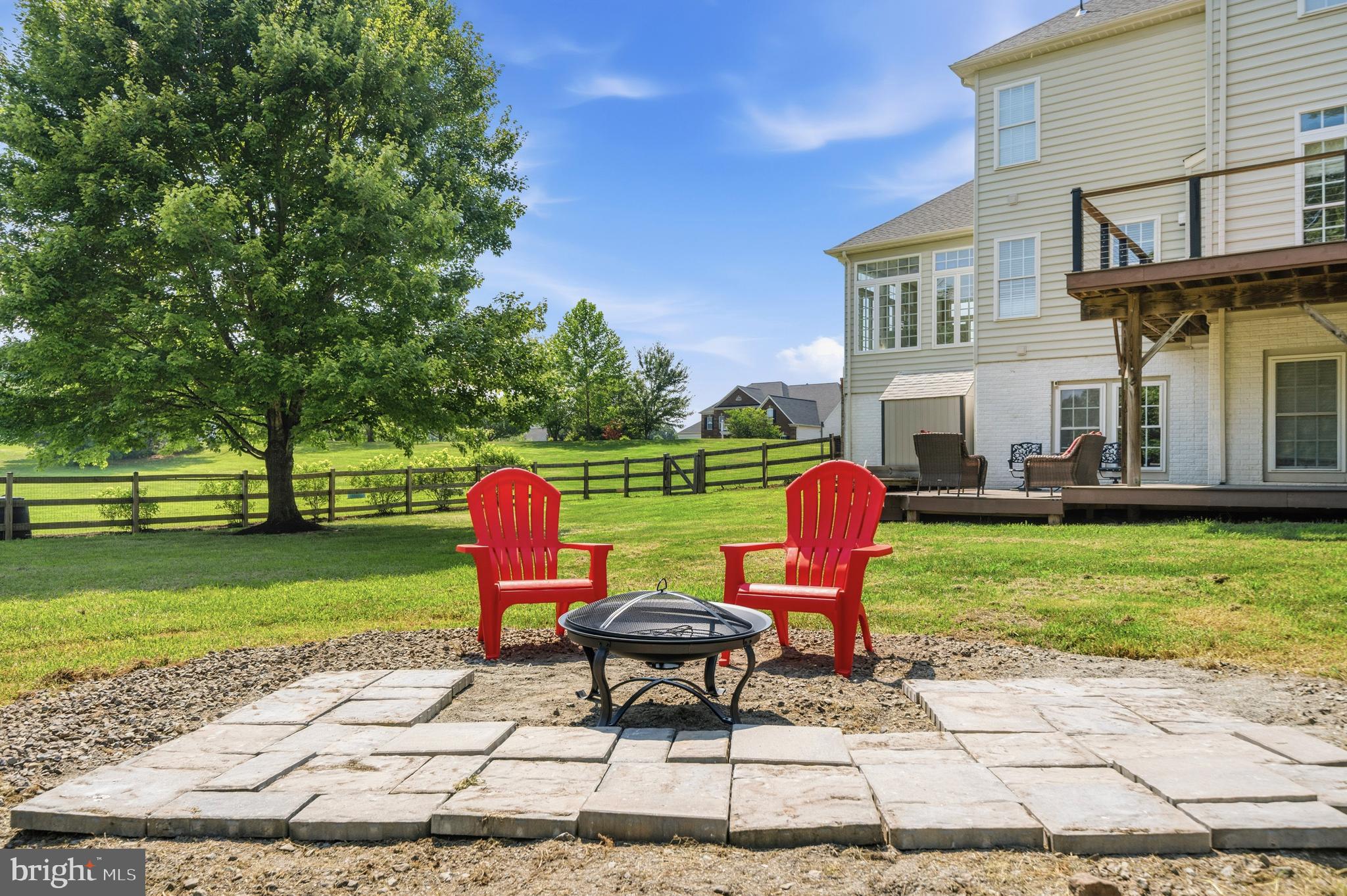 HOLLY RIDGE AT LAWNVALE - Residential