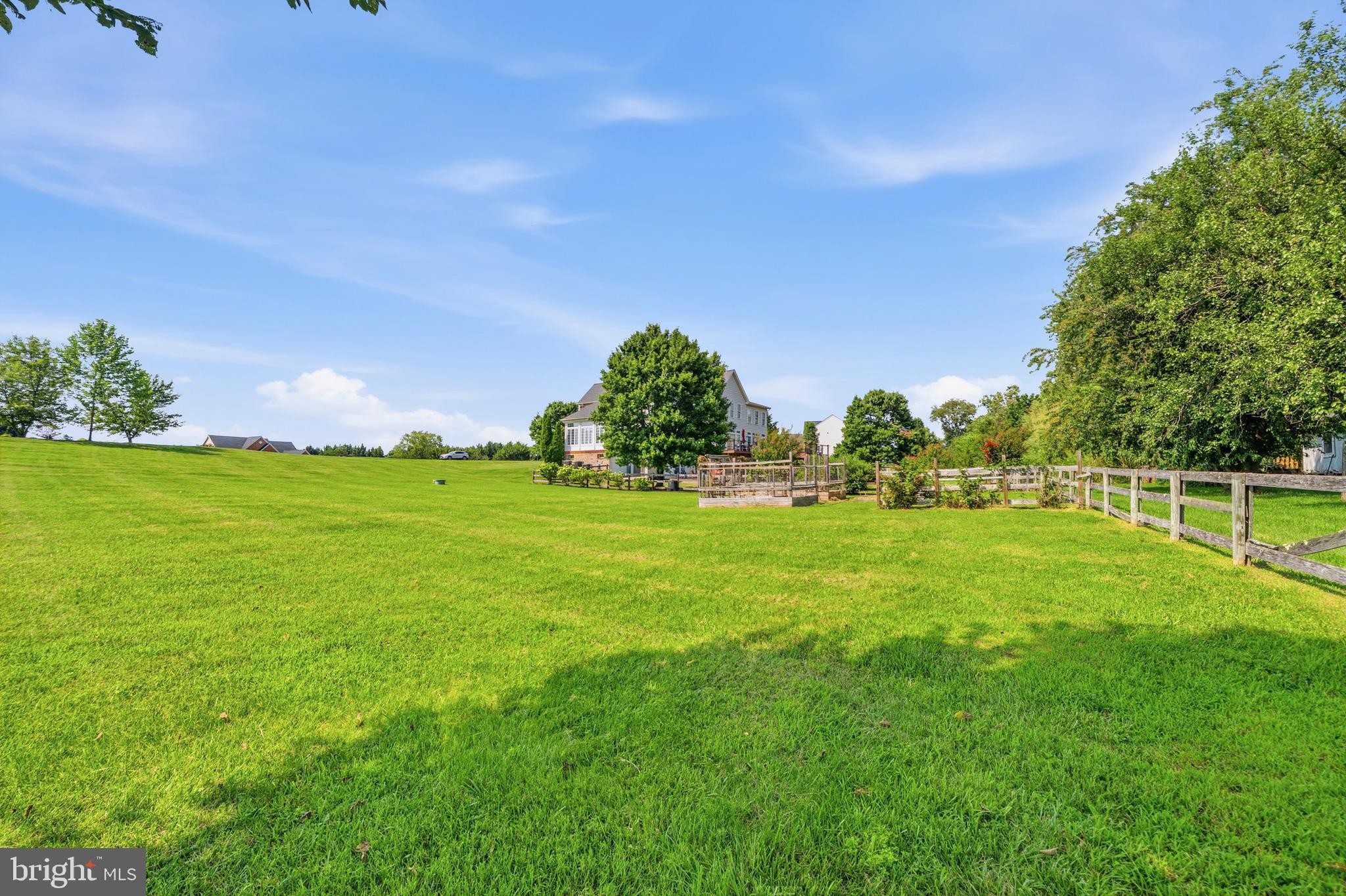 HOLLY RIDGE AT LAWNVALE - Residential
