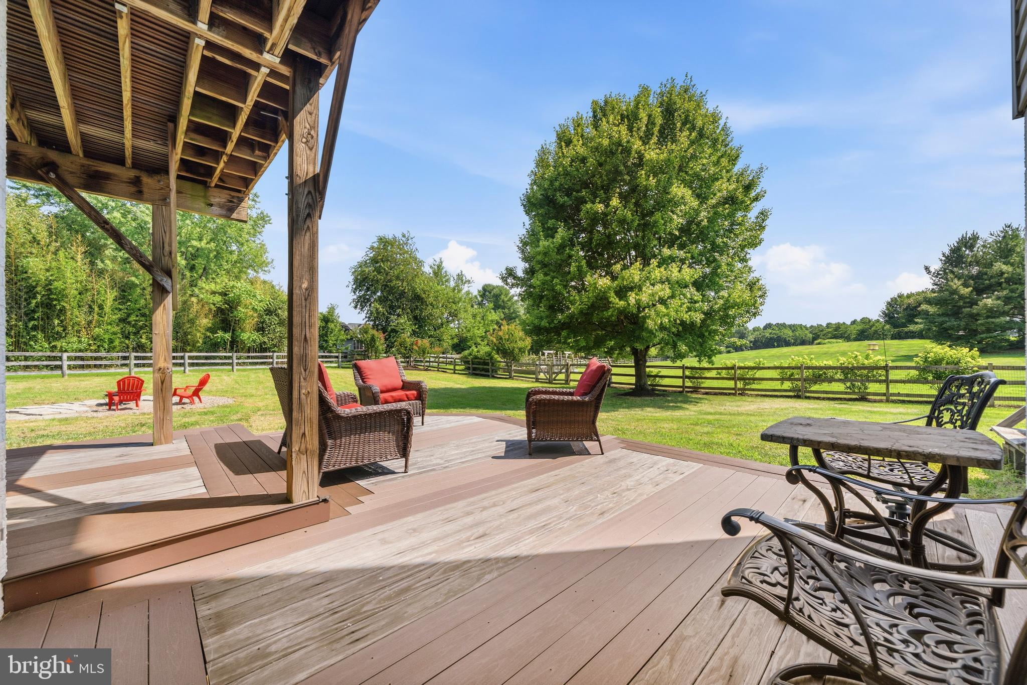 HOLLY RIDGE AT LAWNVALE - Residential