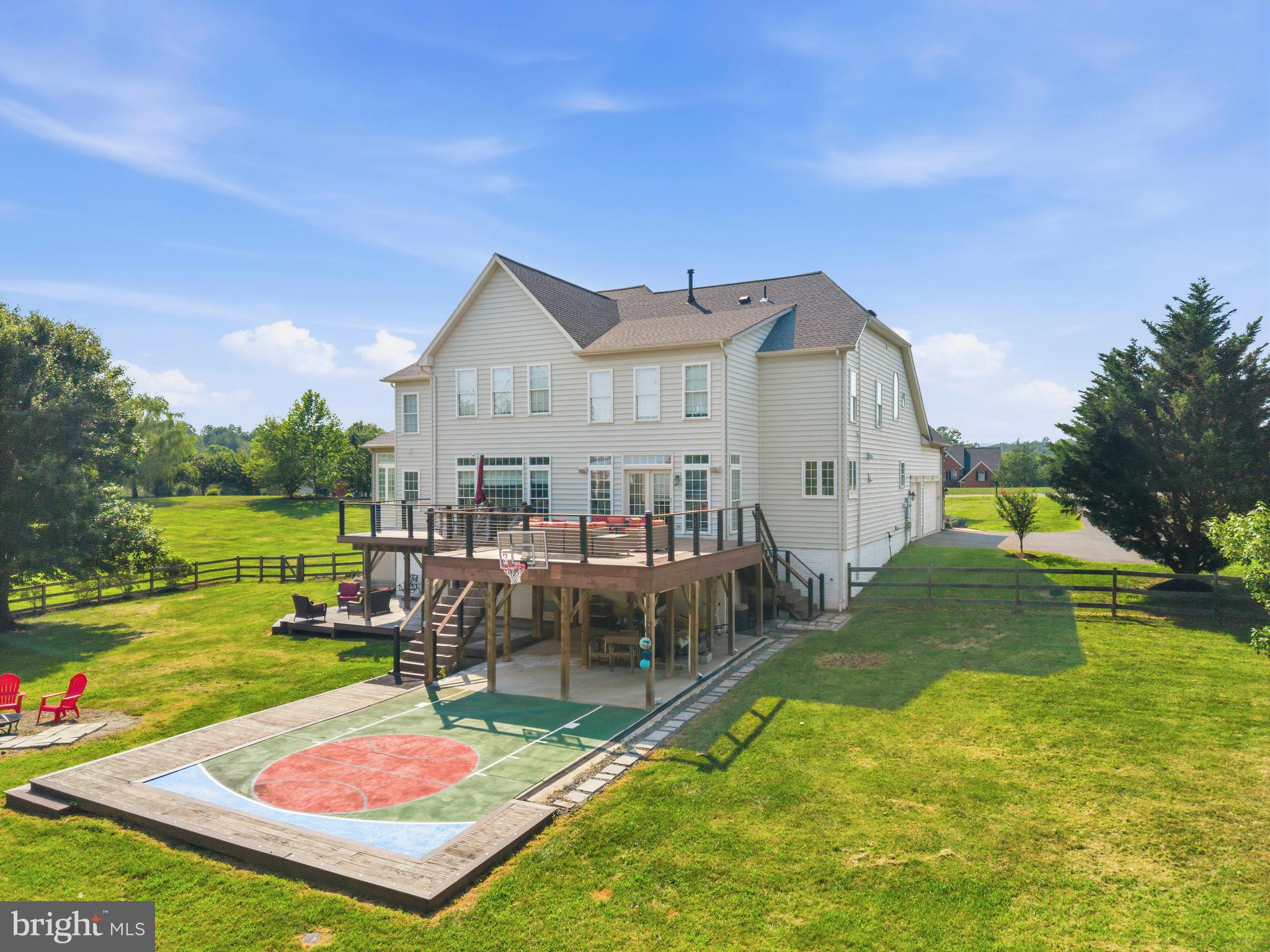 HOLLY RIDGE AT LAWNVALE - Residential