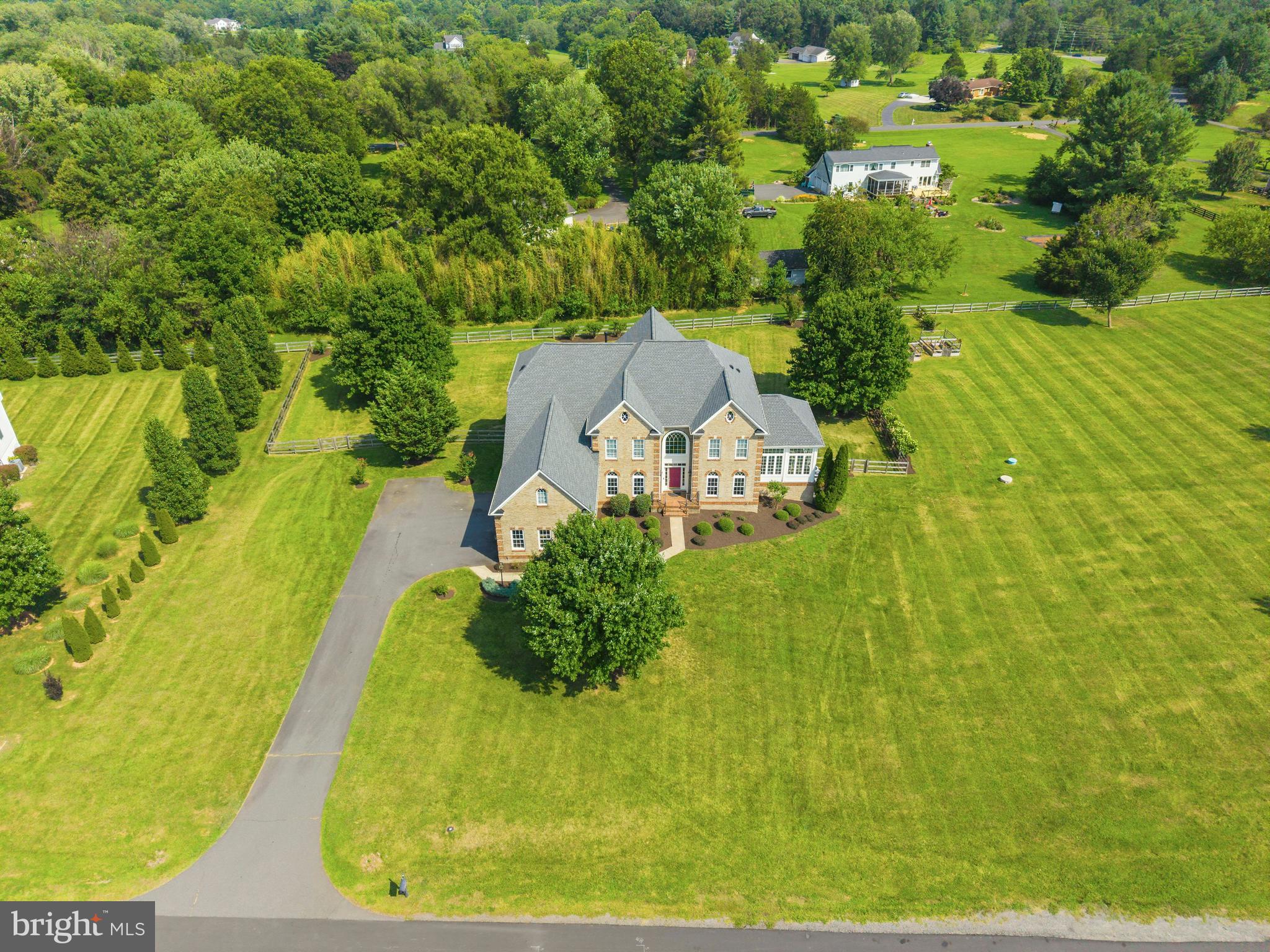 HOLLY RIDGE AT LAWNVALE - Residential