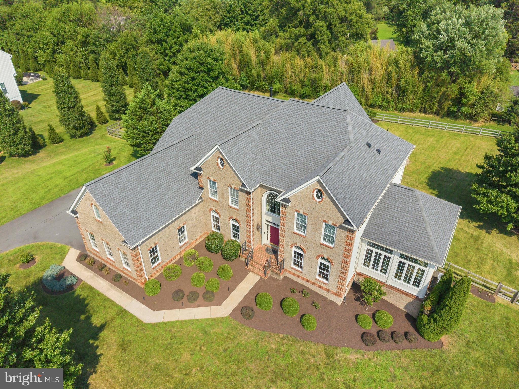 HOLLY RIDGE AT LAWNVALE - Residential