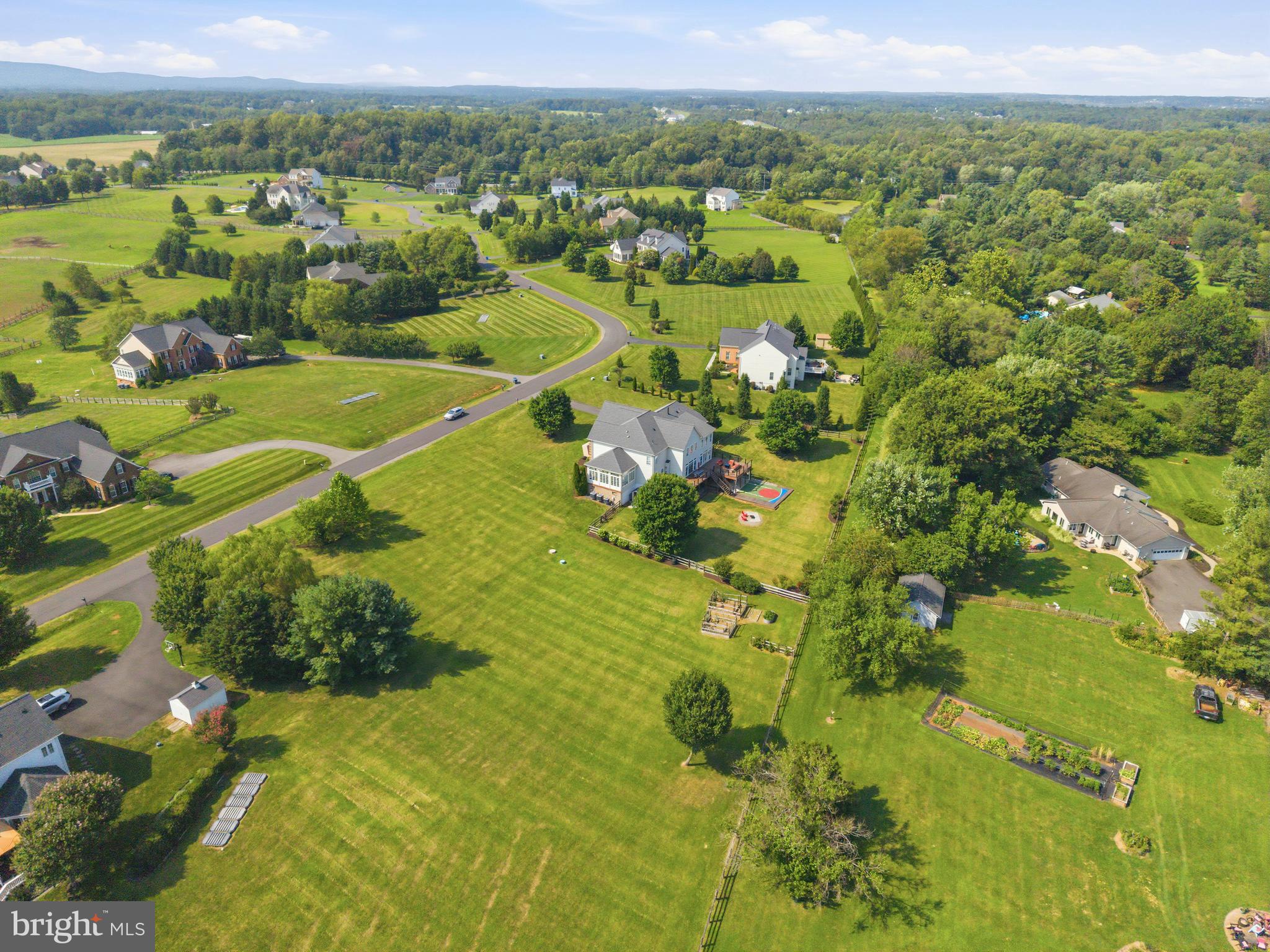 HOLLY RIDGE AT LAWNVALE - Residential