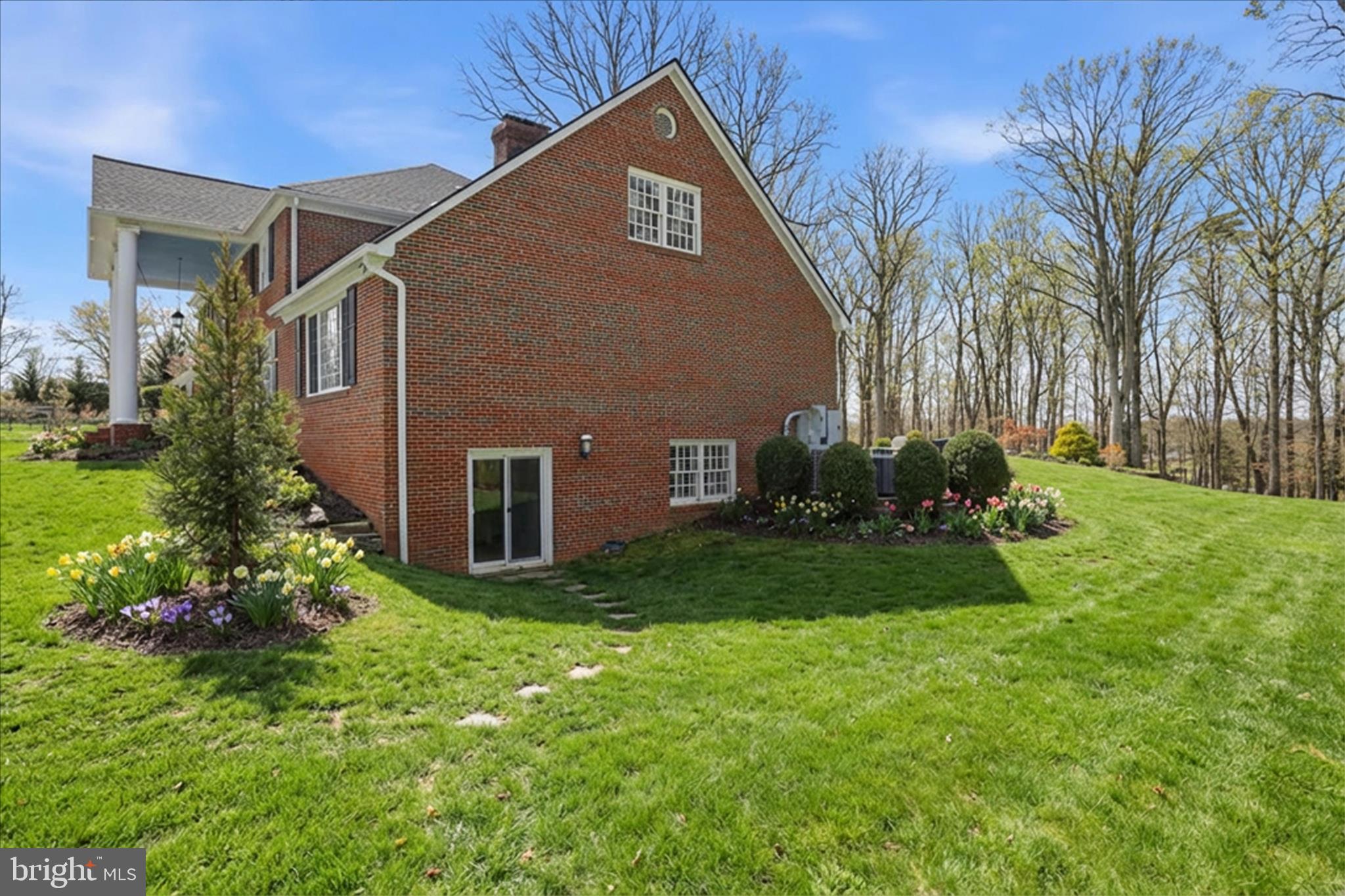 CEDAR KNOLL - Residential