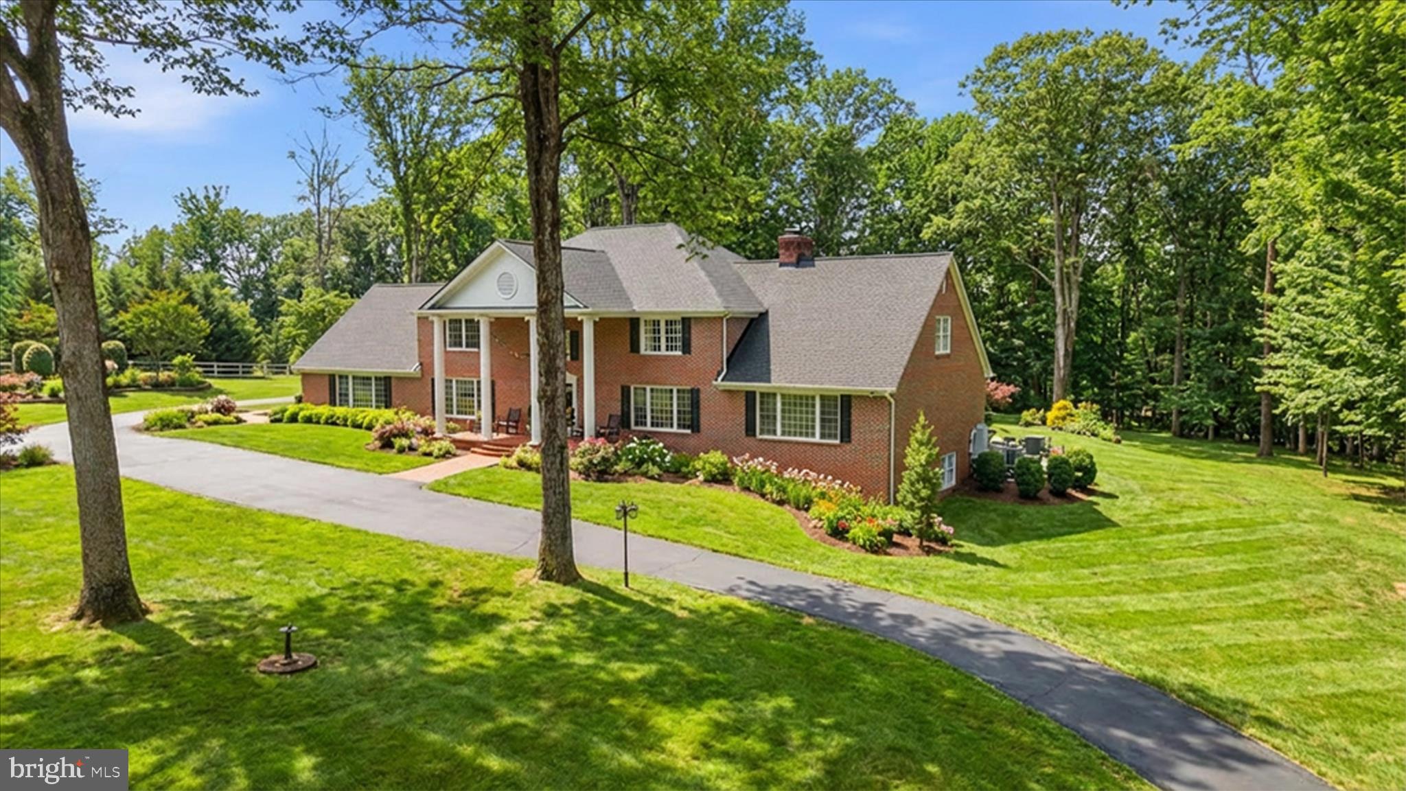 CEDAR KNOLL - Residential