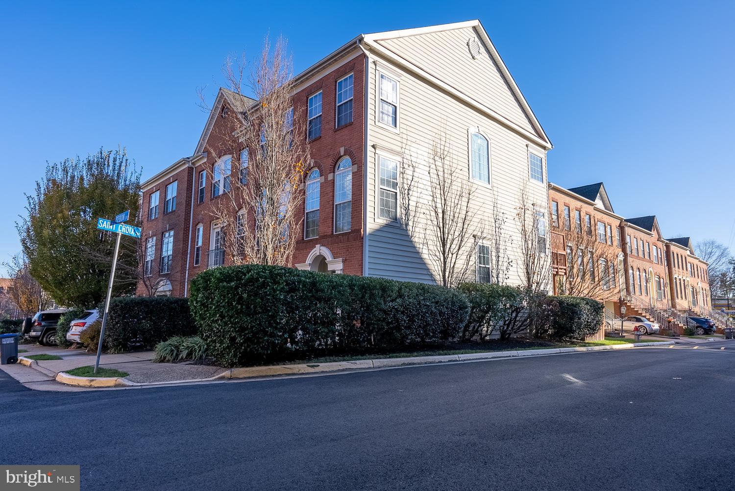 PROVIDENCE PARK - Residential