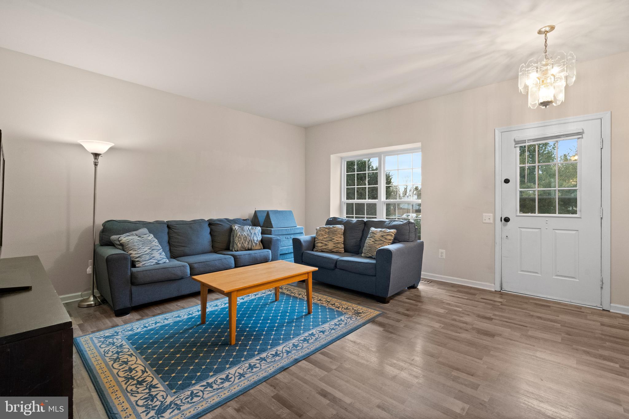 CARNABY SQUARE - Residential