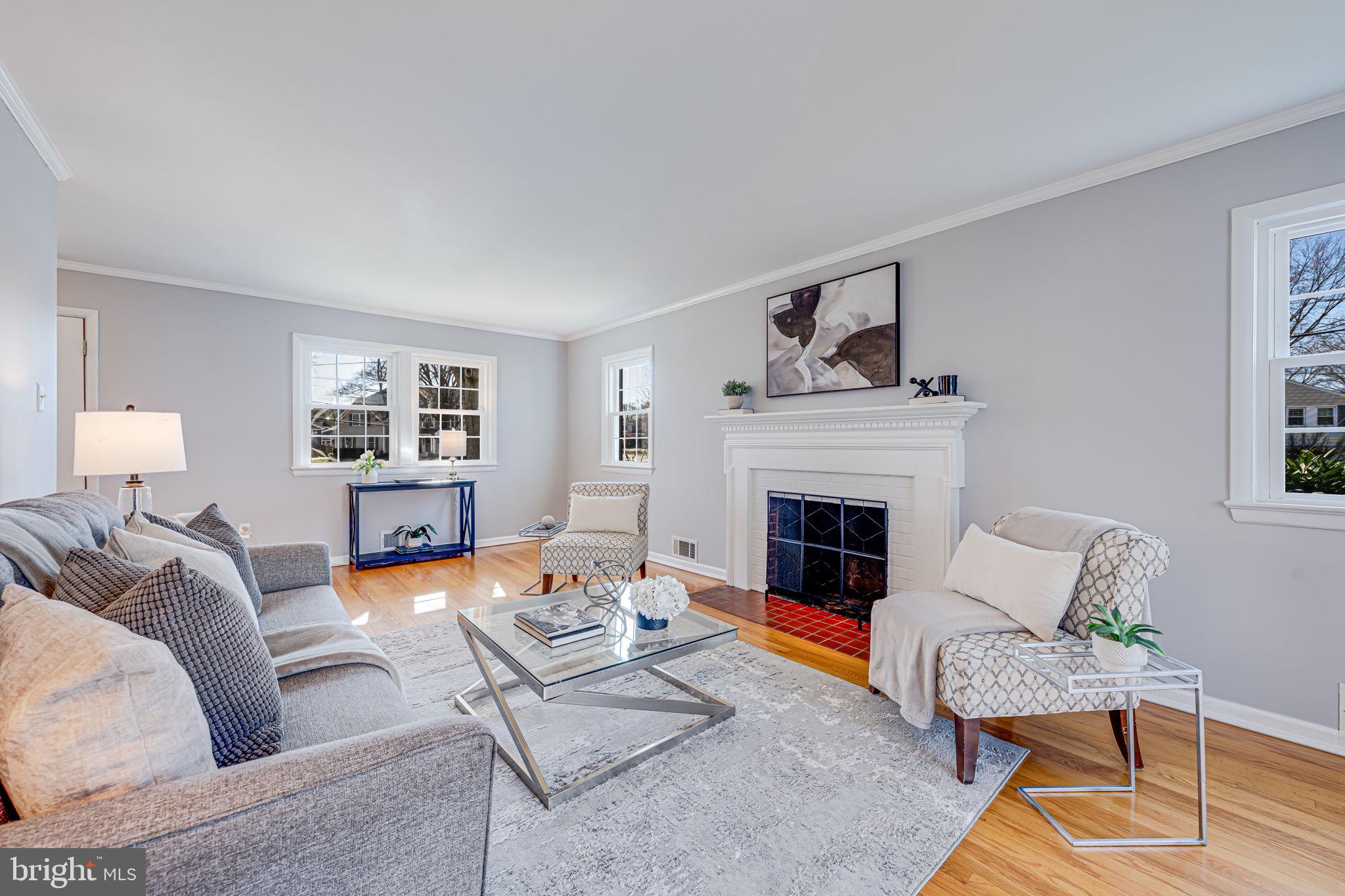 WAYNEWOOD - Residential