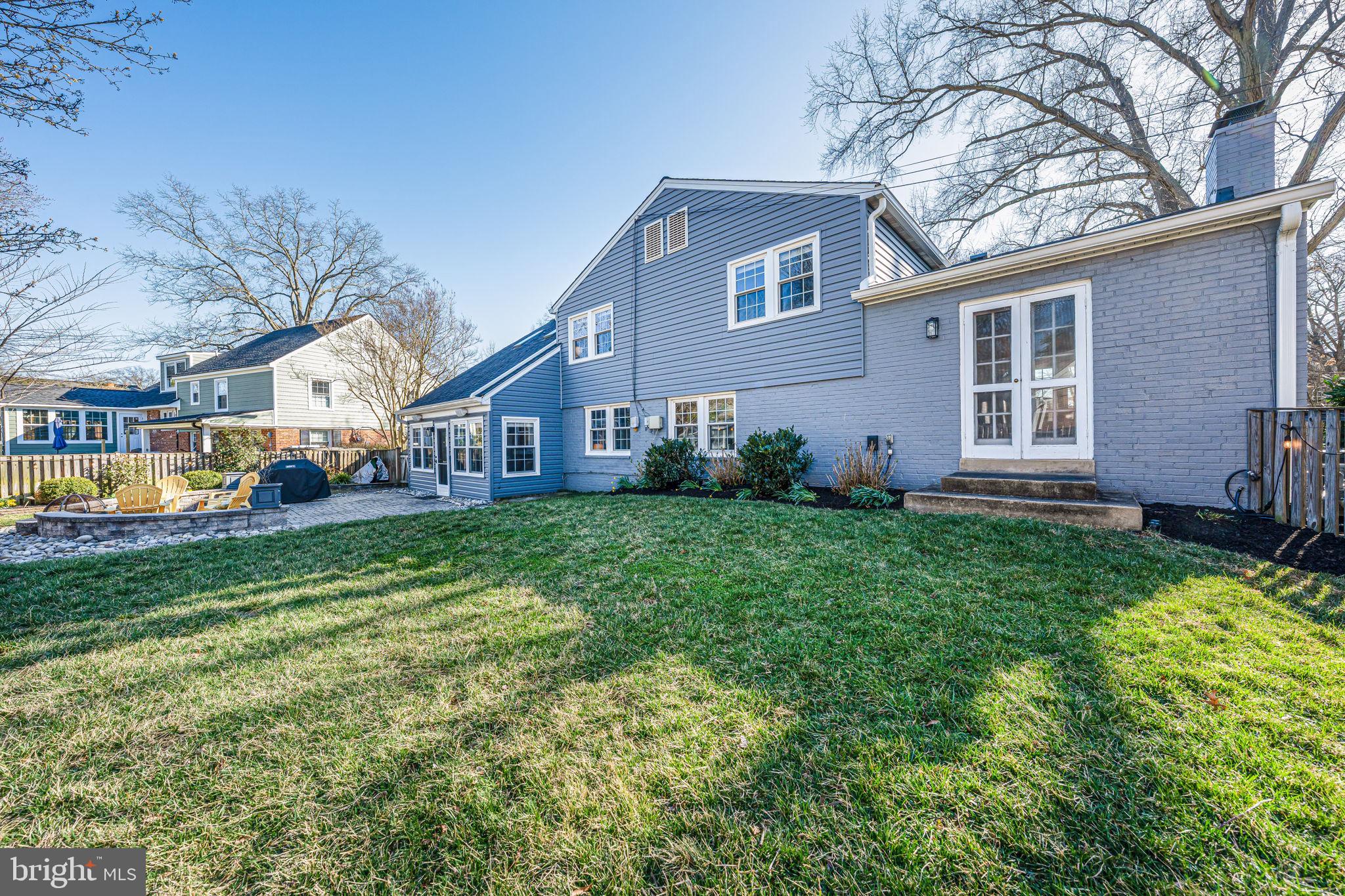 WAYNEWOOD - Residential