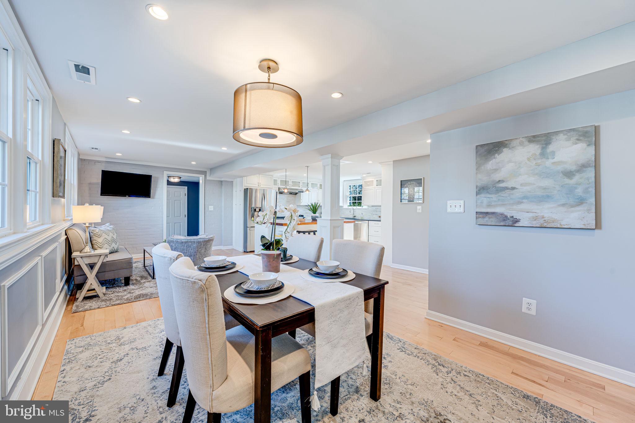 WAYNEWOOD - Residential
