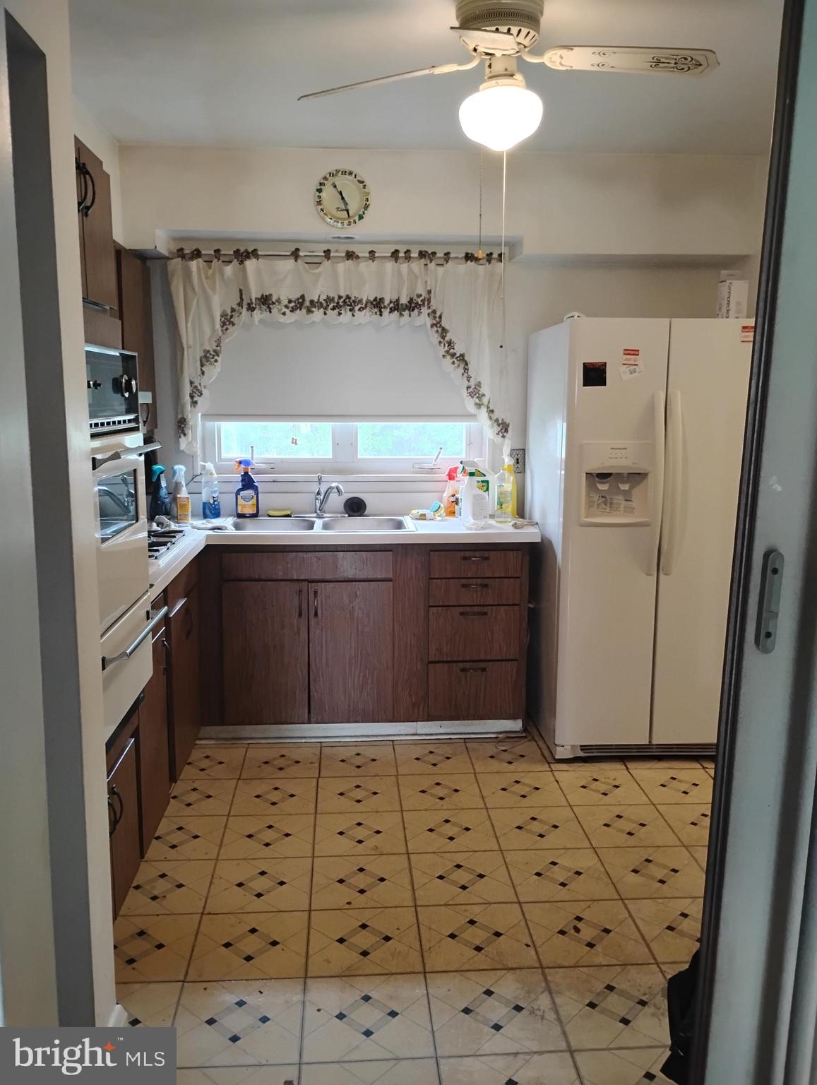 MILFORD RIDGE - Residential