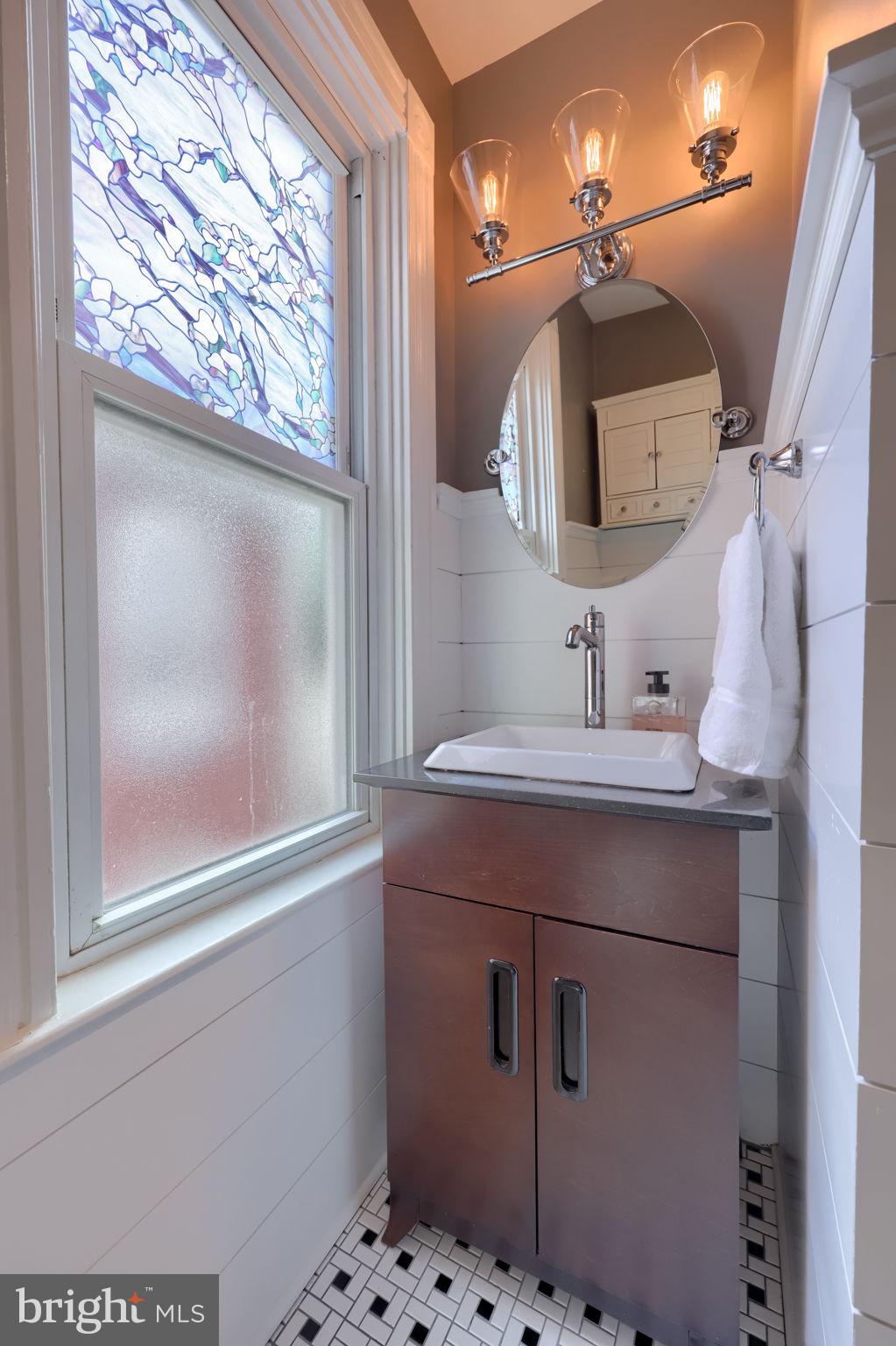 CHESTNUT HILL - Residential