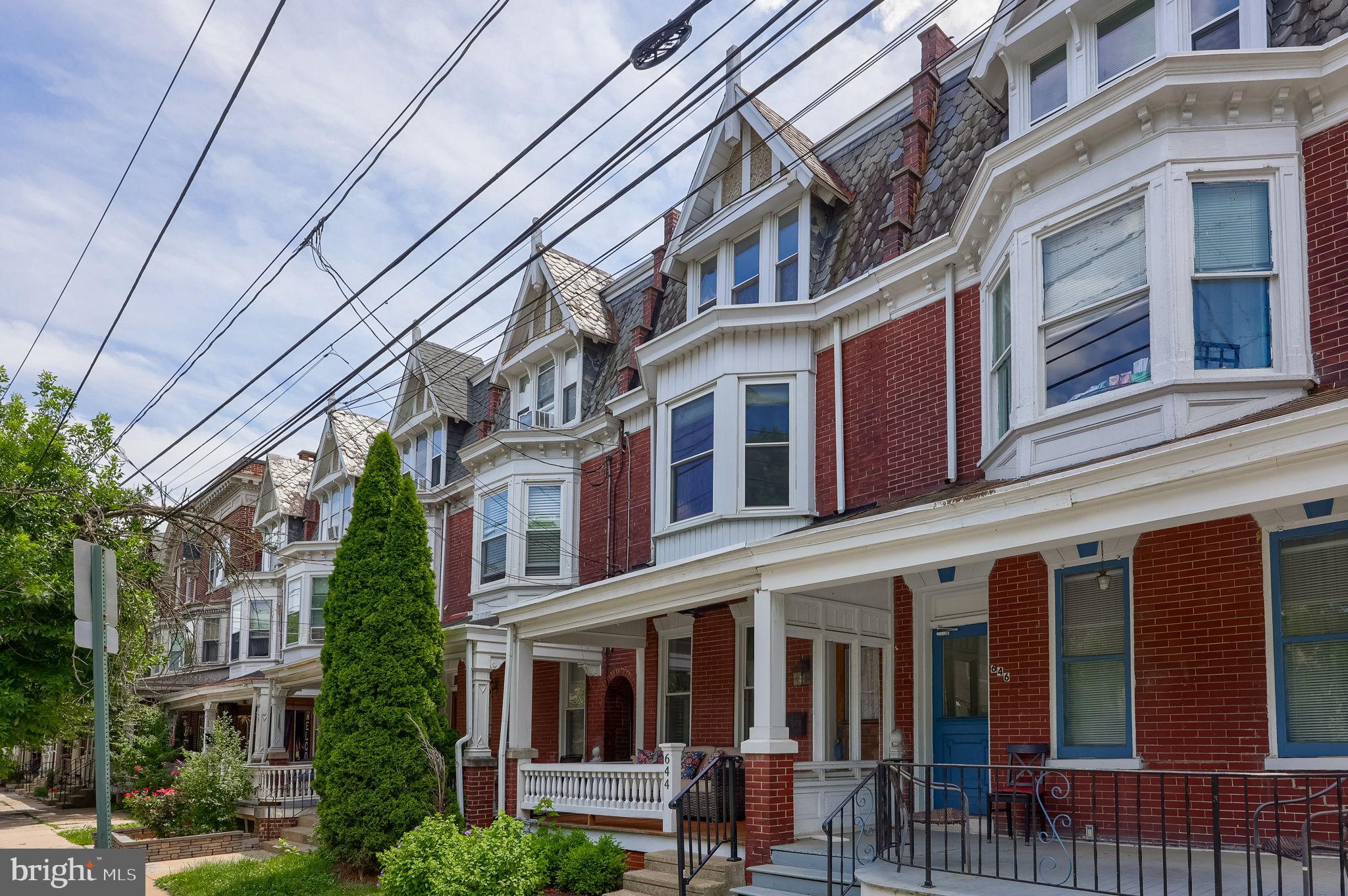 CHESTNUT HILL - Residential