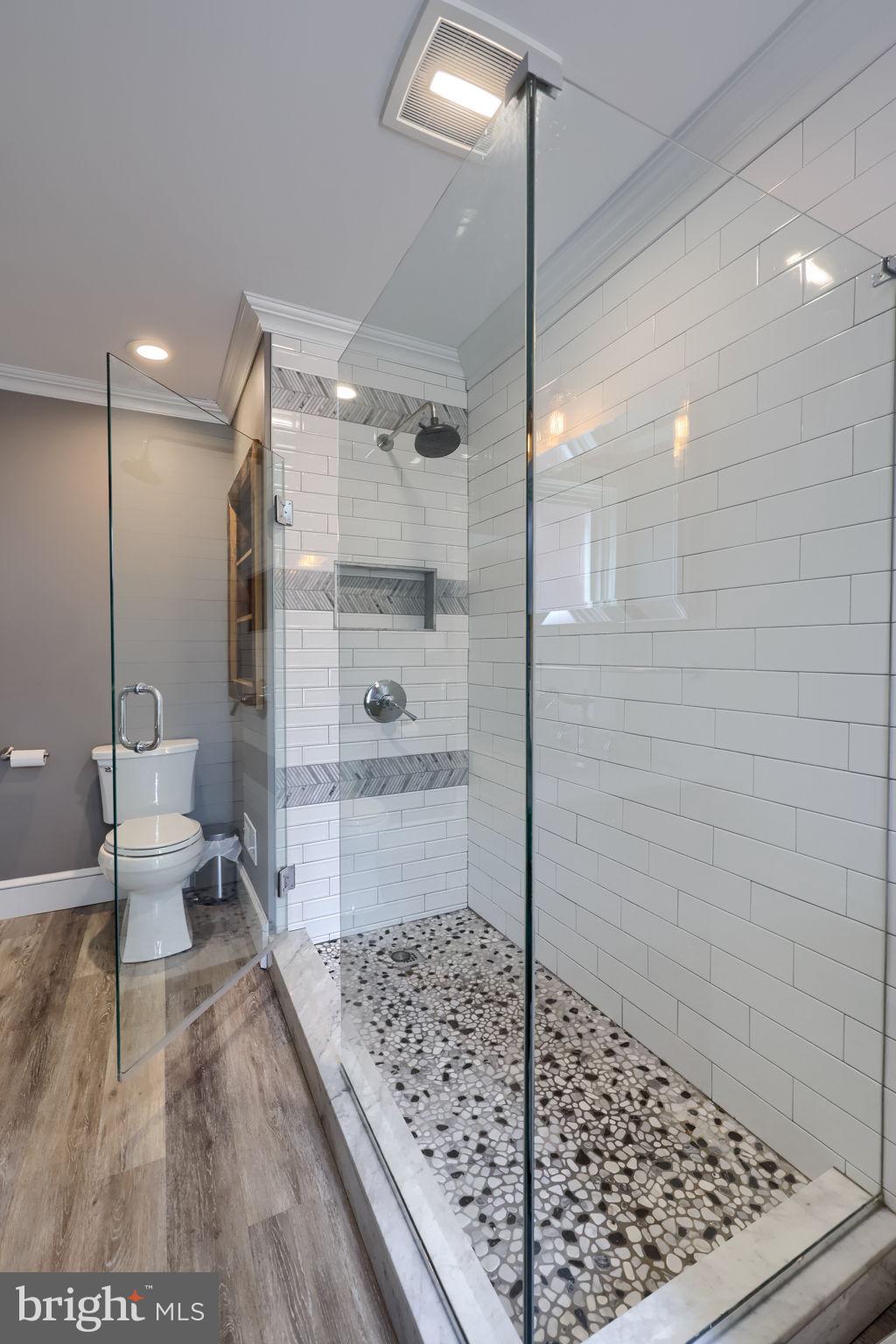 CHESTNUT HILL - Residential