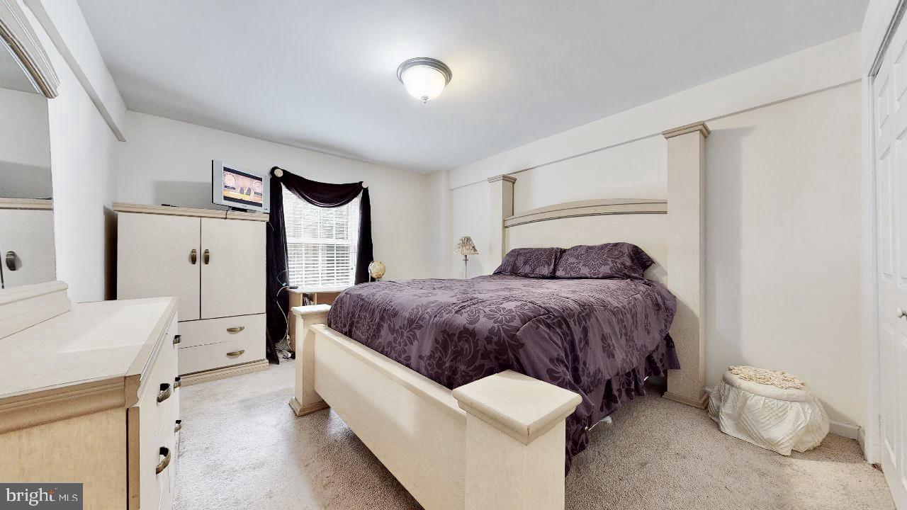 REGENCY AT BAILEYS - Residential