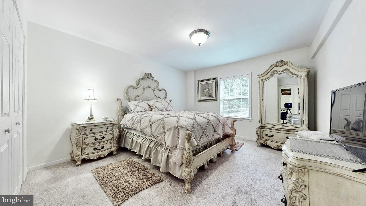 REGENCY AT BAILEYS - Residential
