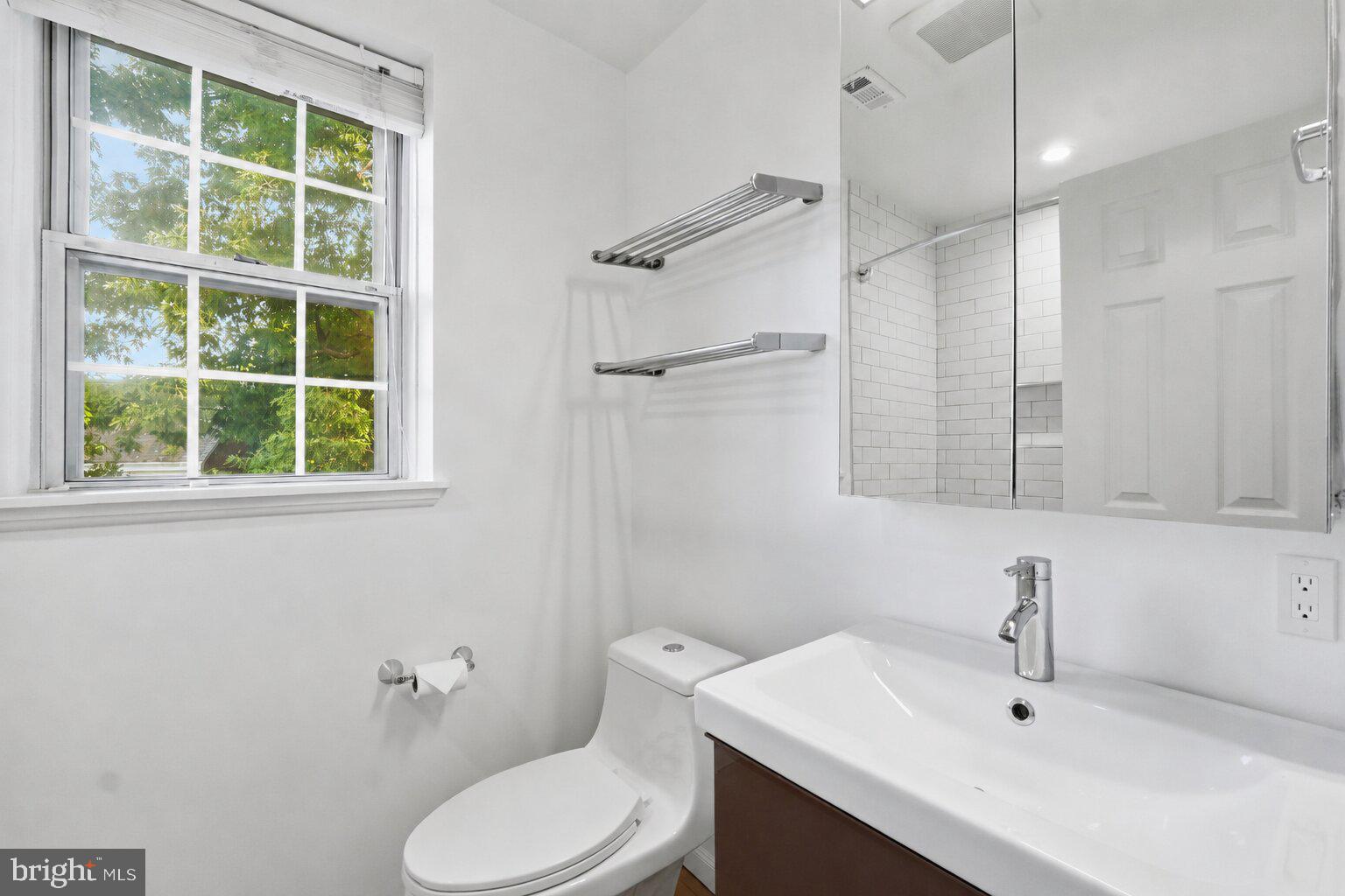 FAIRLINGTON VILLAGES - Residential
