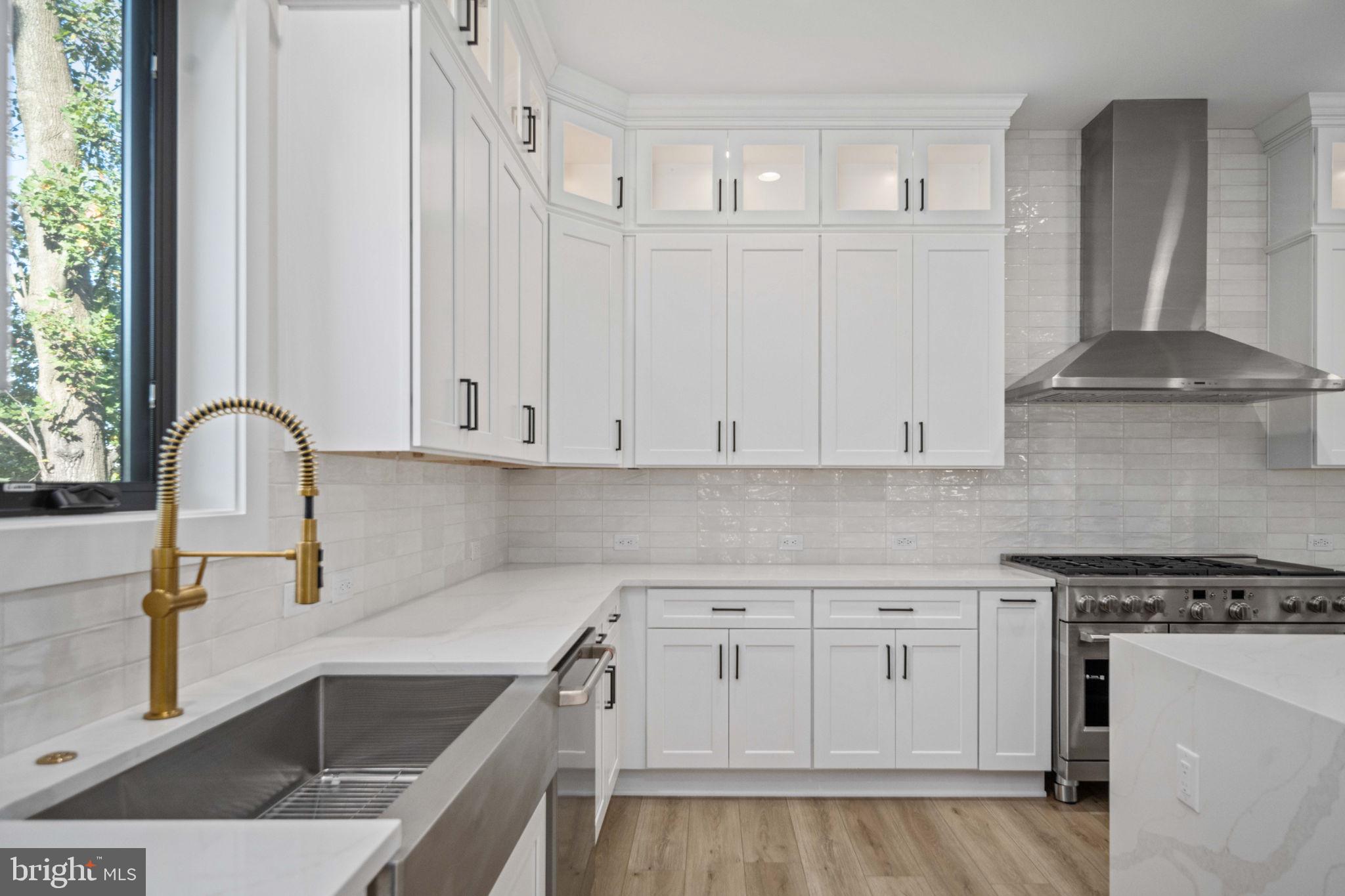 PIMMIT HILLS - Residential