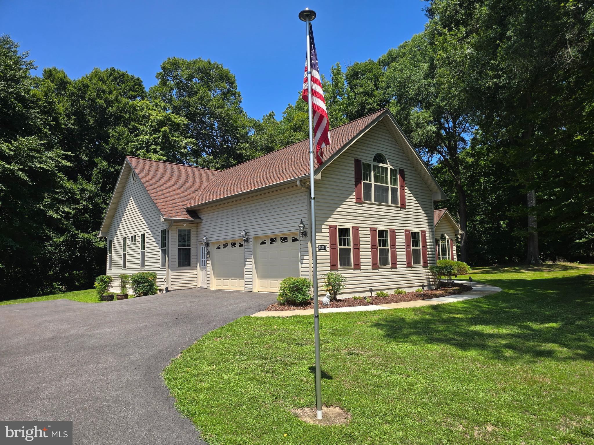 JAMESTOWNE ESTATES - Residential