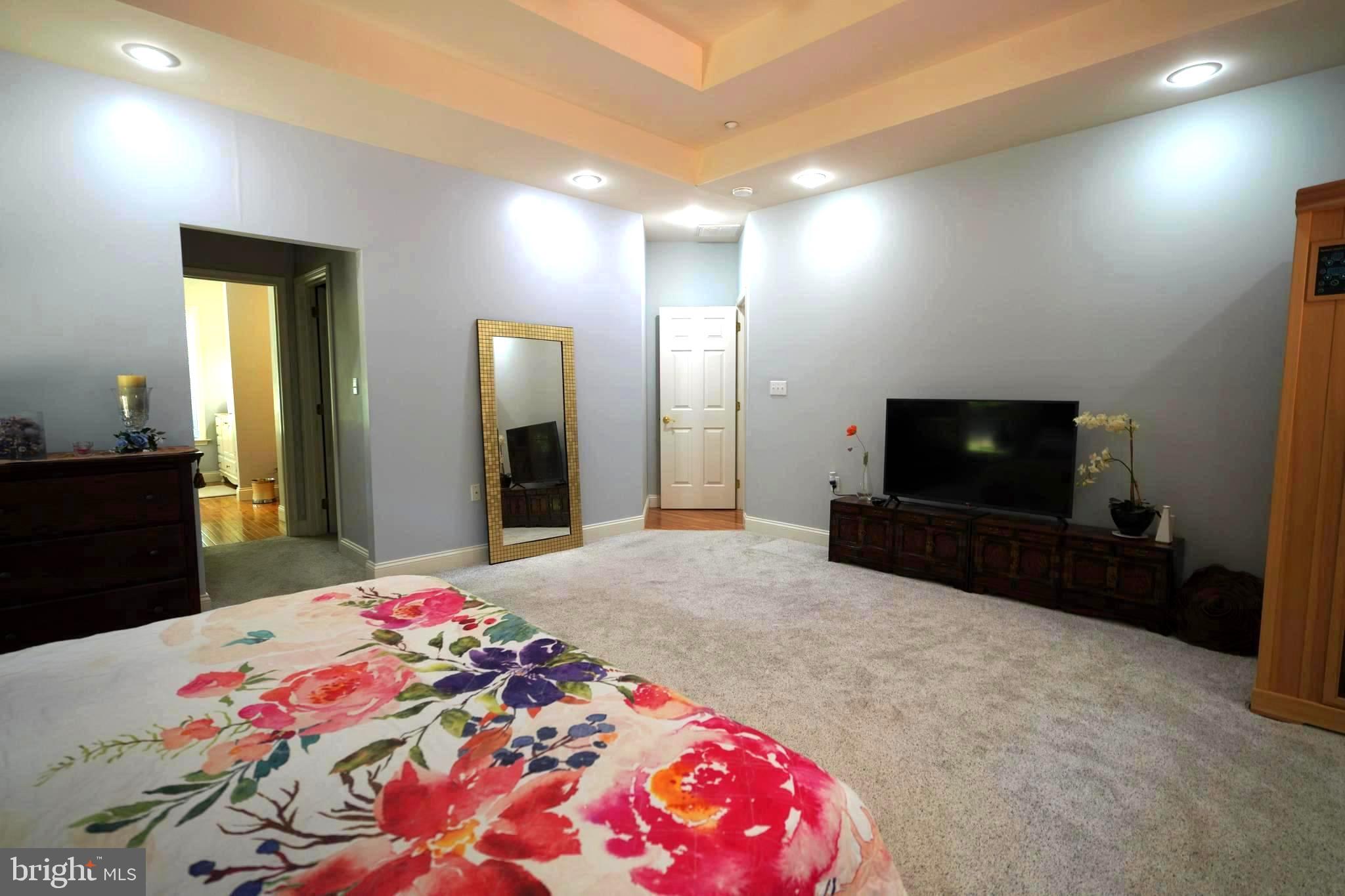 JAMESTOWNE ESTATES - Residential