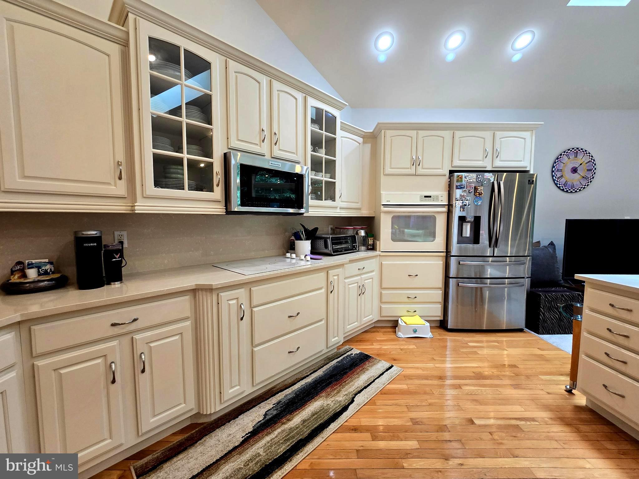JAMESTOWNE ESTATES - Residential
