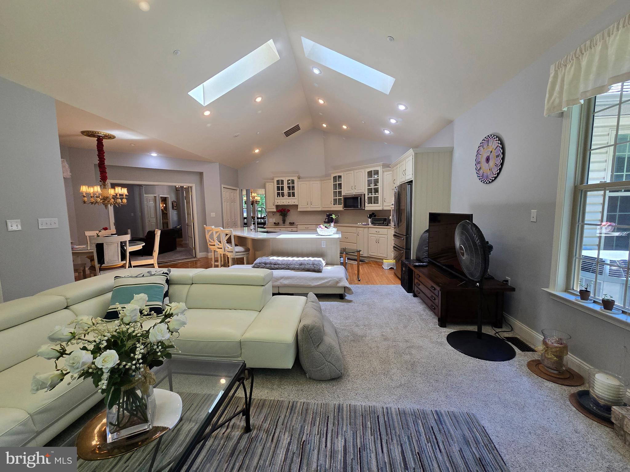 JAMESTOWNE ESTATES - Residential