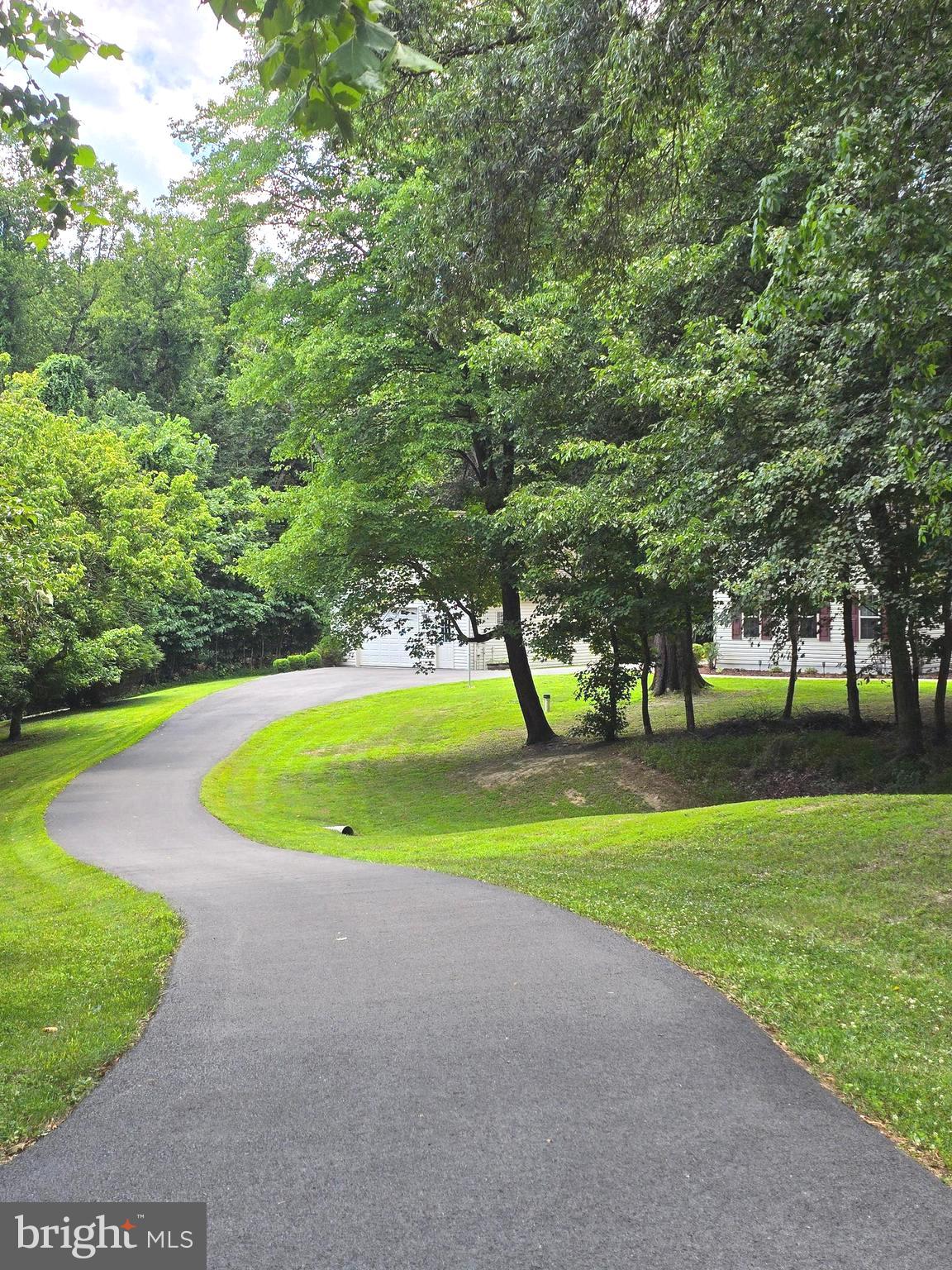 JAMESTOWNE ESTATES - Residential
