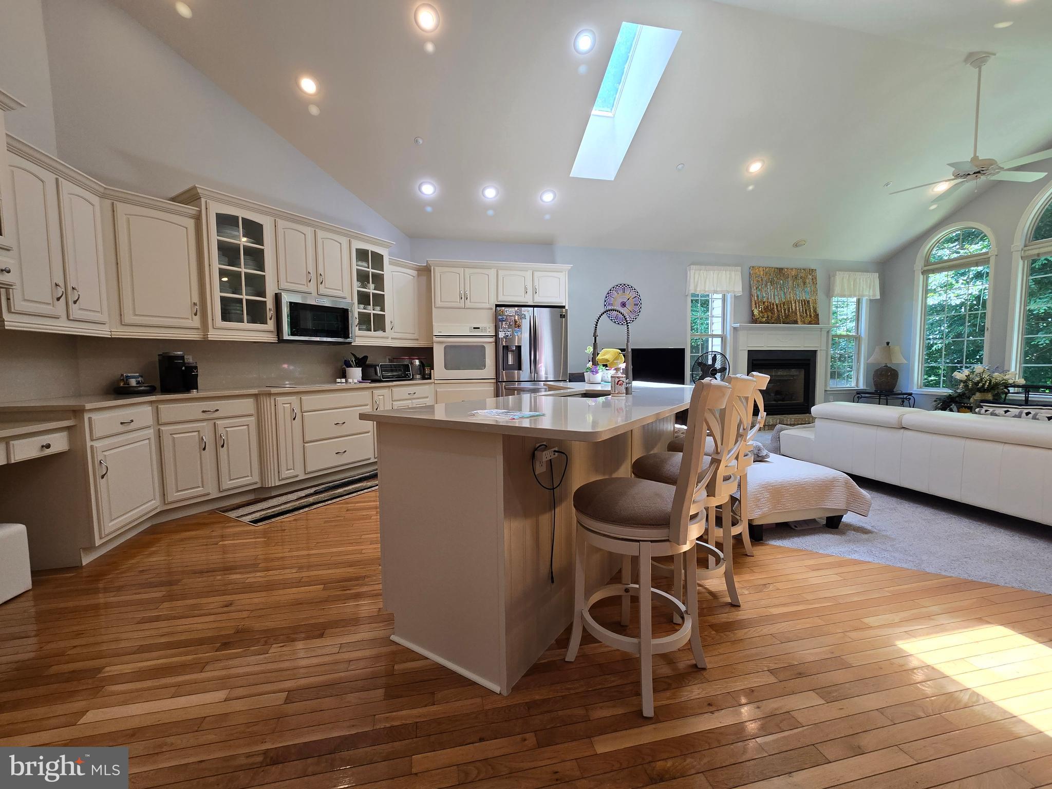 JAMESTOWNE ESTATES - Residential