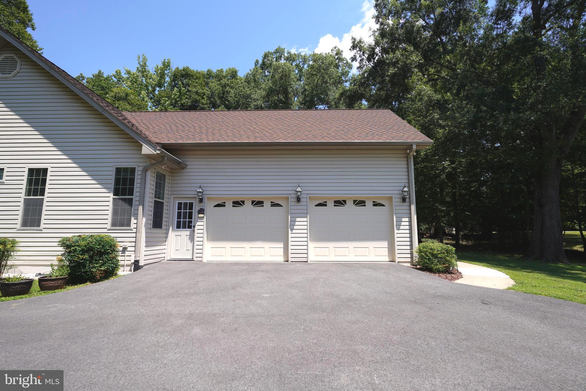 JAMESTOWNE ESTATES - Residential