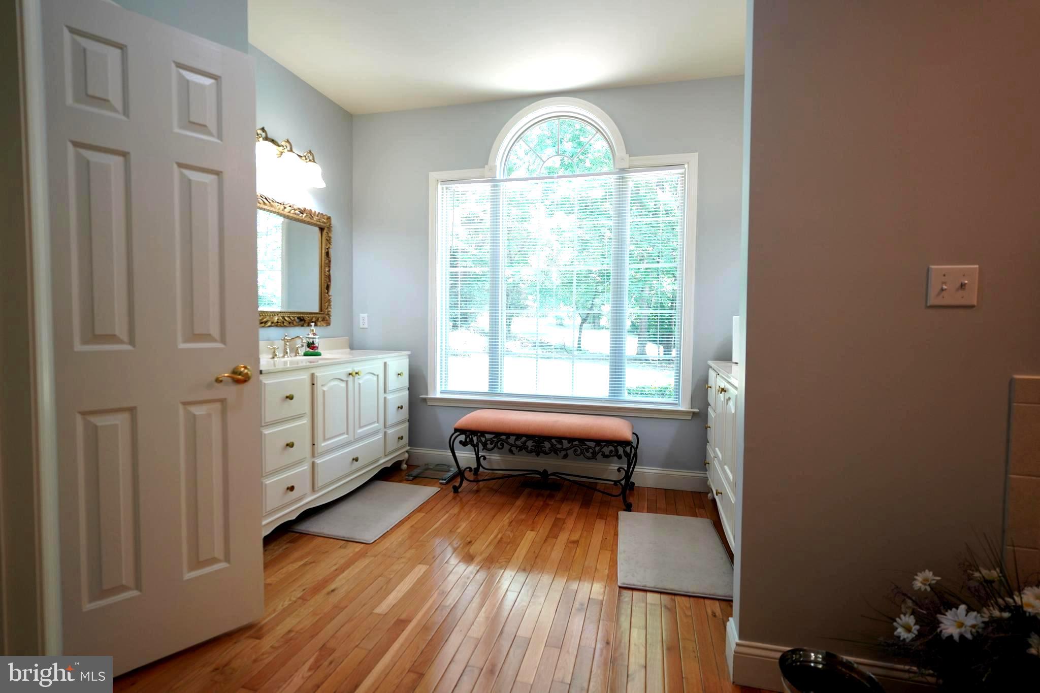 JAMESTOWNE ESTATES - Residential
