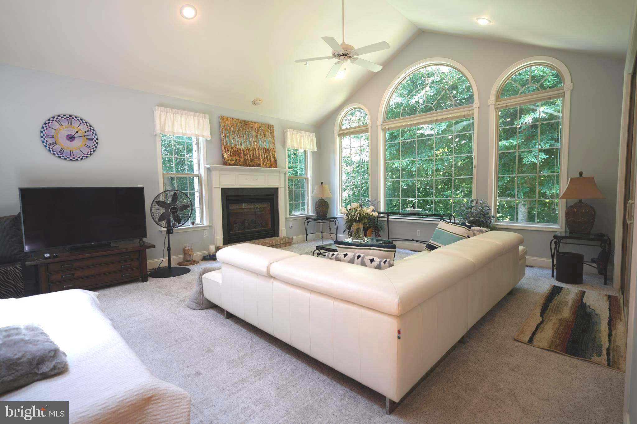 JAMESTOWNE ESTATES - Residential