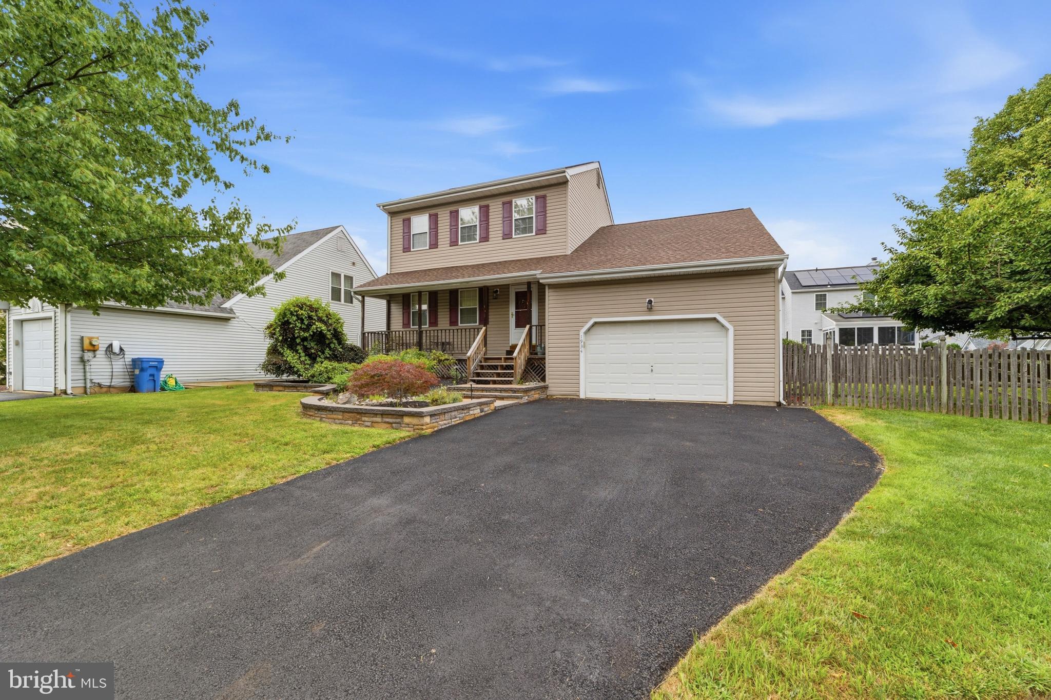 NEWPORT VILLAGE - Residential