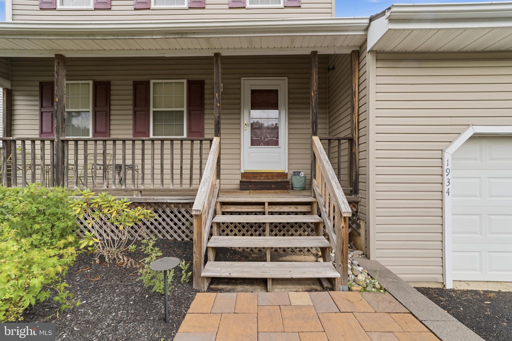 NEWPORT VILLAGE - Residential