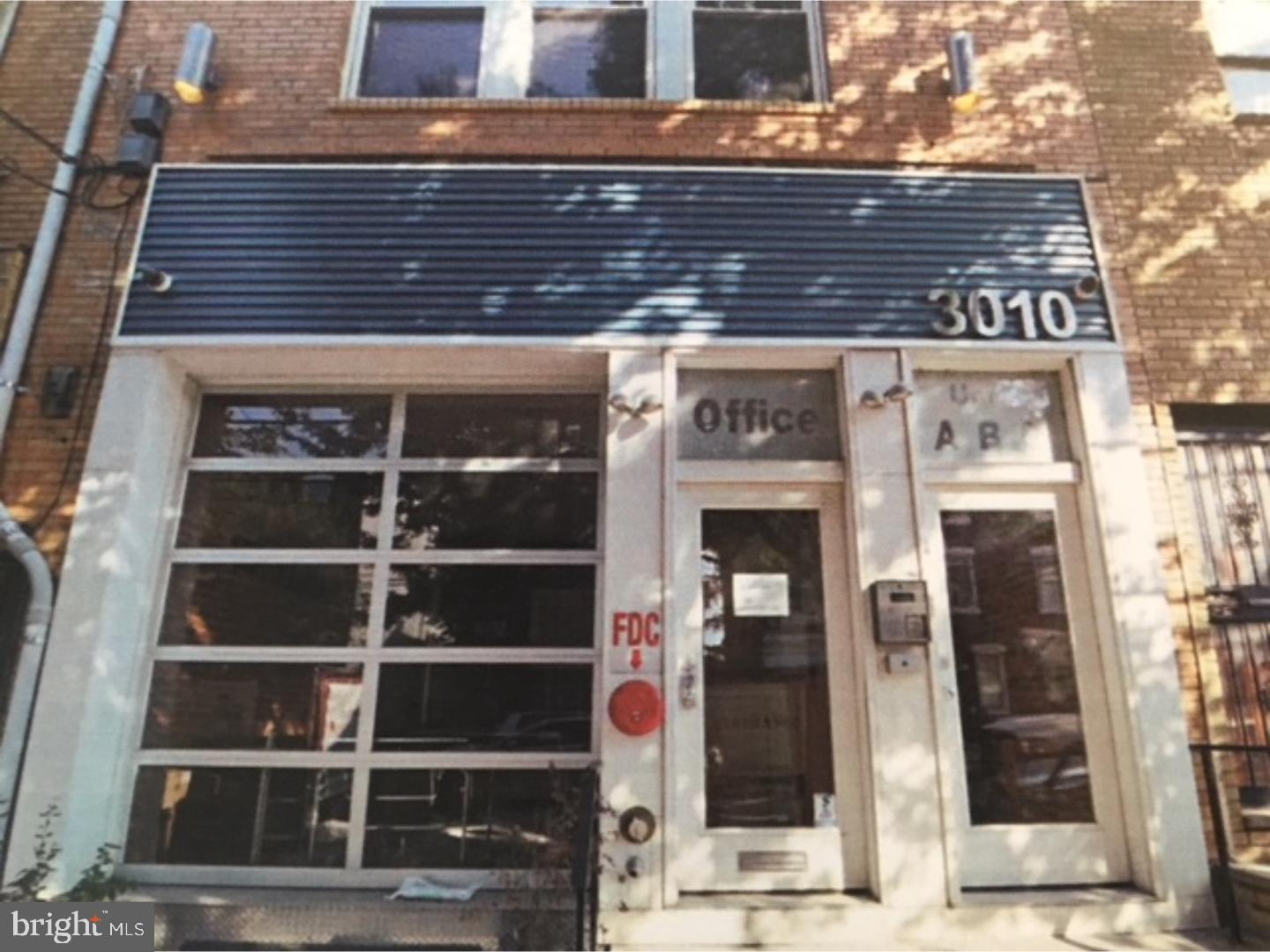 PORT RICHMOND - Residential Lease