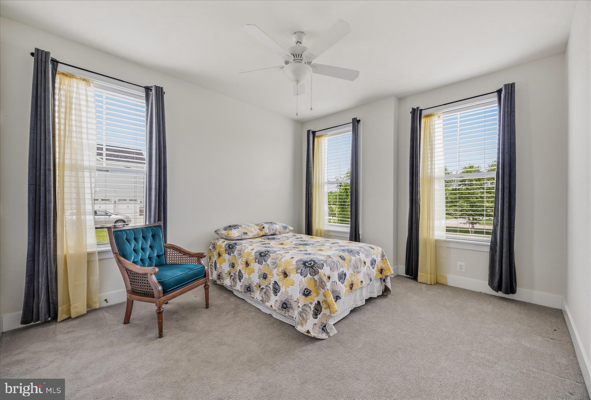 SOUTHERN HILLS - Residential