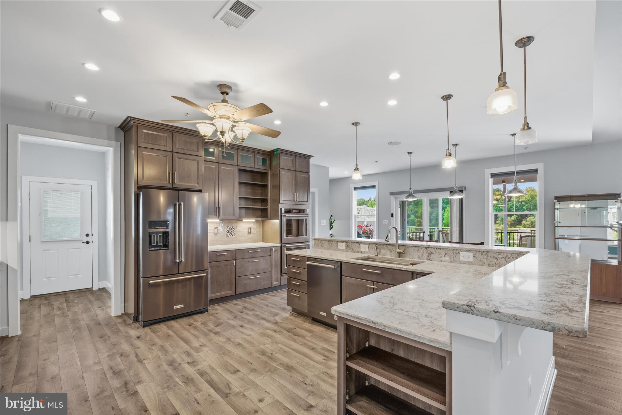 SOUTHERN HILLS - Residential