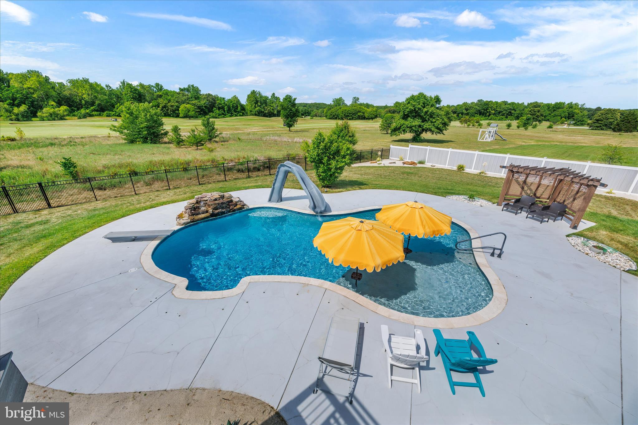 SOUTHERN HILLS - Residential