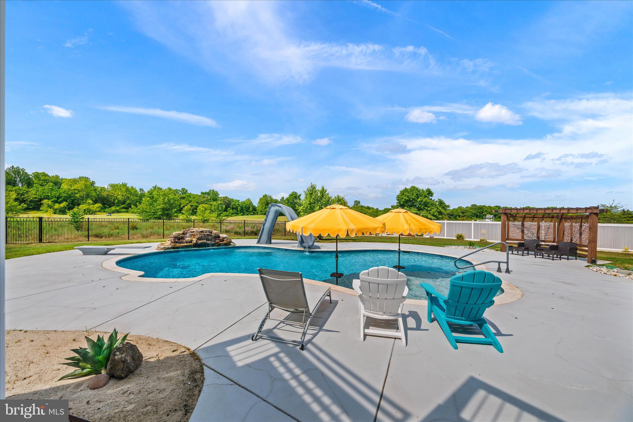 SOUTHERN HILLS - Residential
