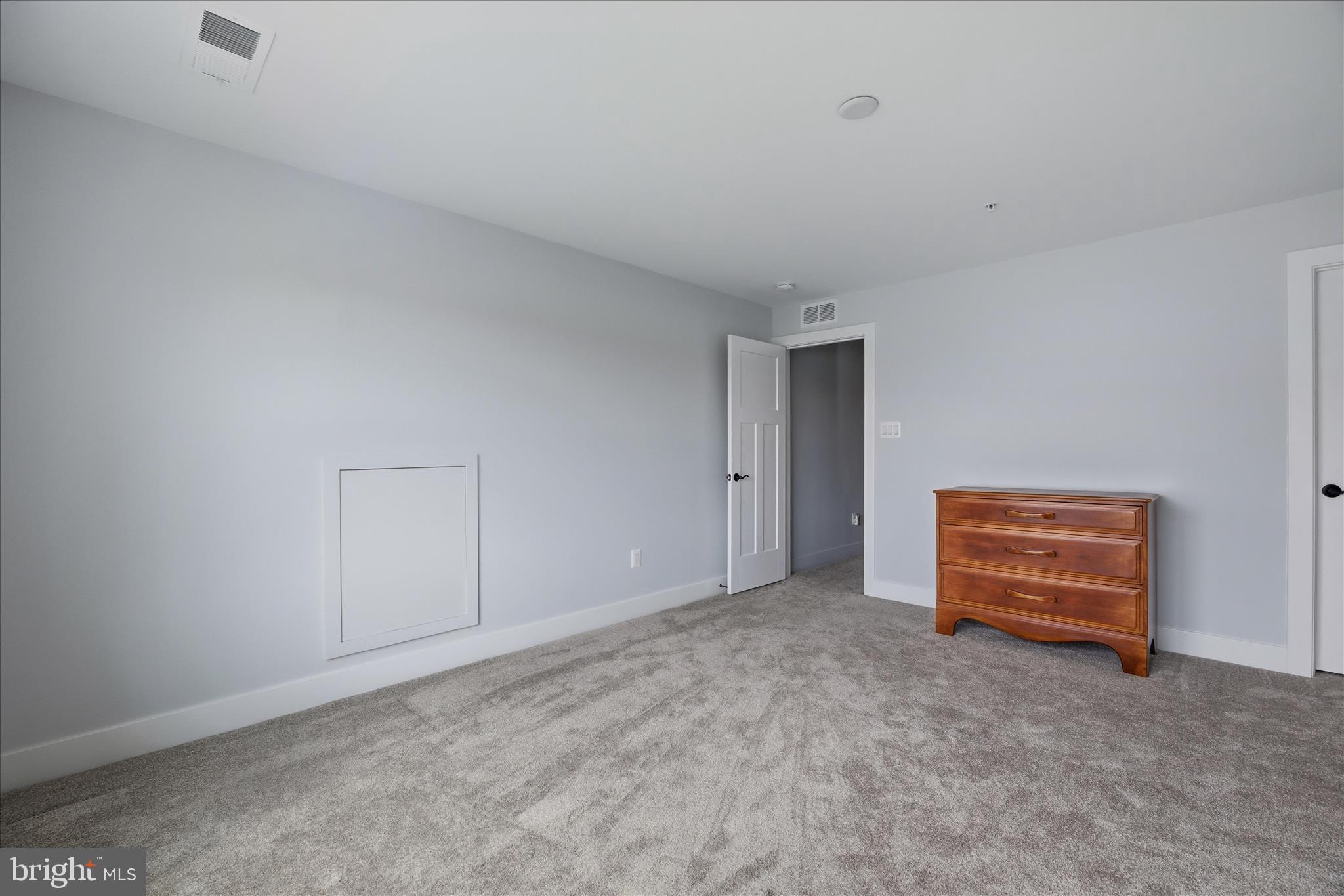 SOUTHERN HILLS - Residential