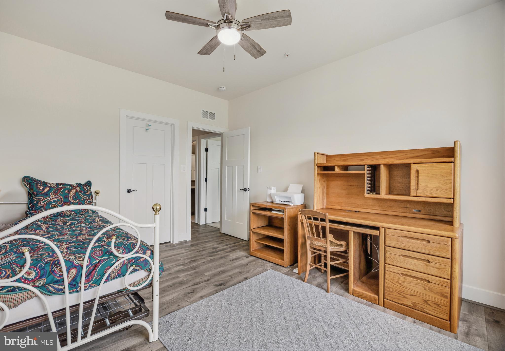 SOUTHERN HILLS - Residential