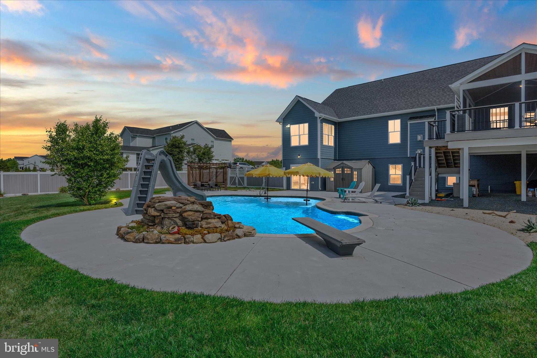 SOUTHERN HILLS - Residential