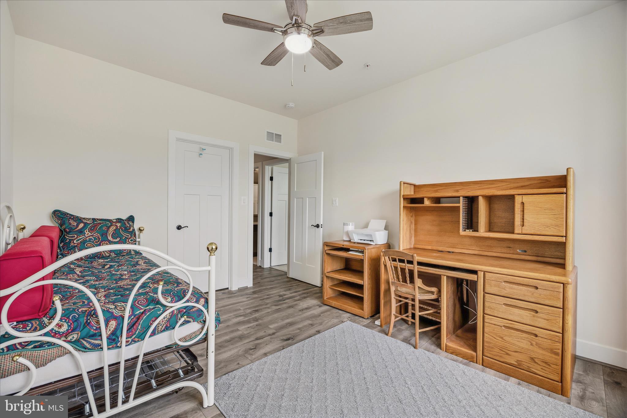 SOUTHERN HILLS - Residential