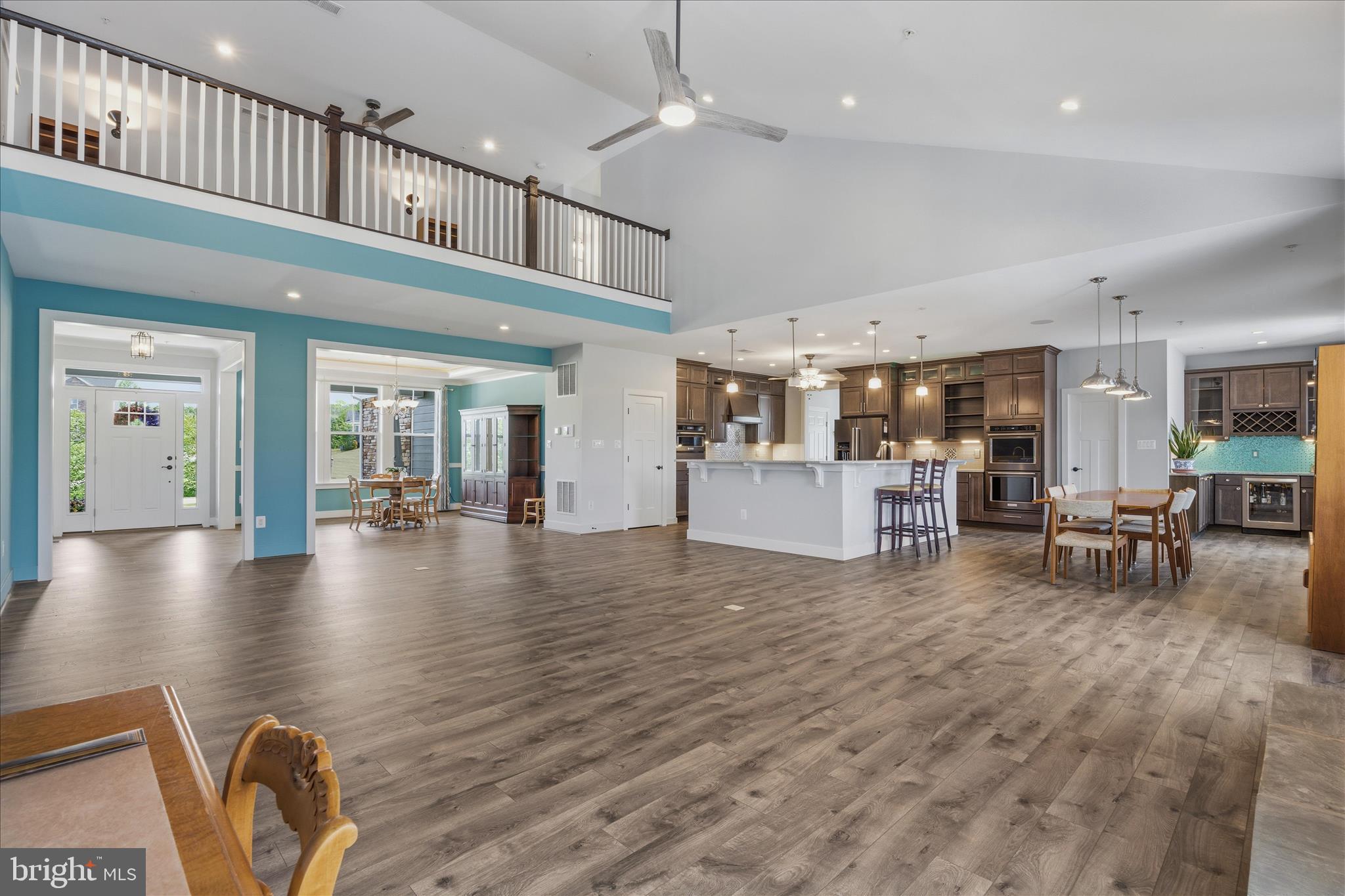 SOUTHERN HILLS - Residential