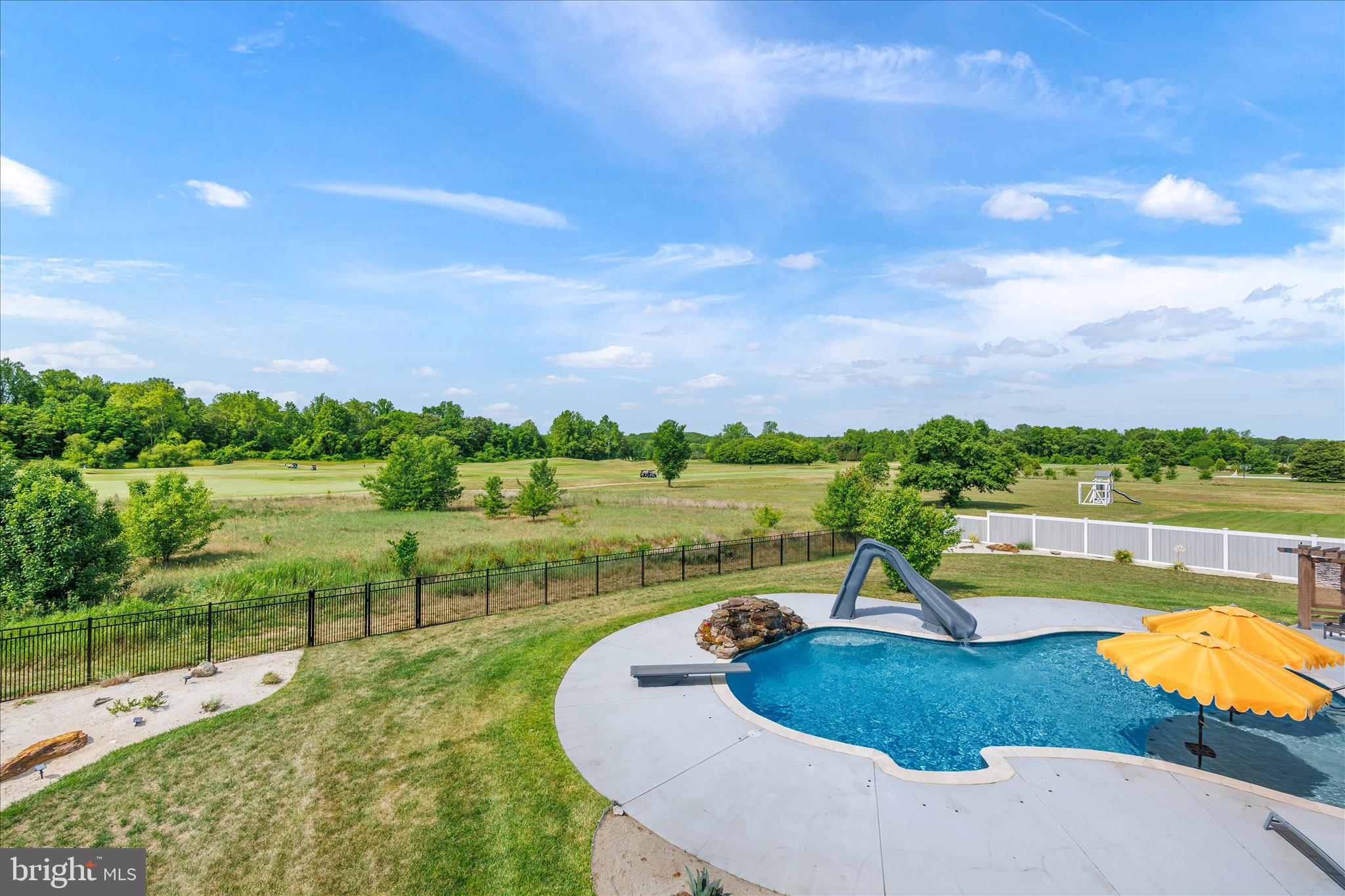 SOUTHERN HILLS - Residential