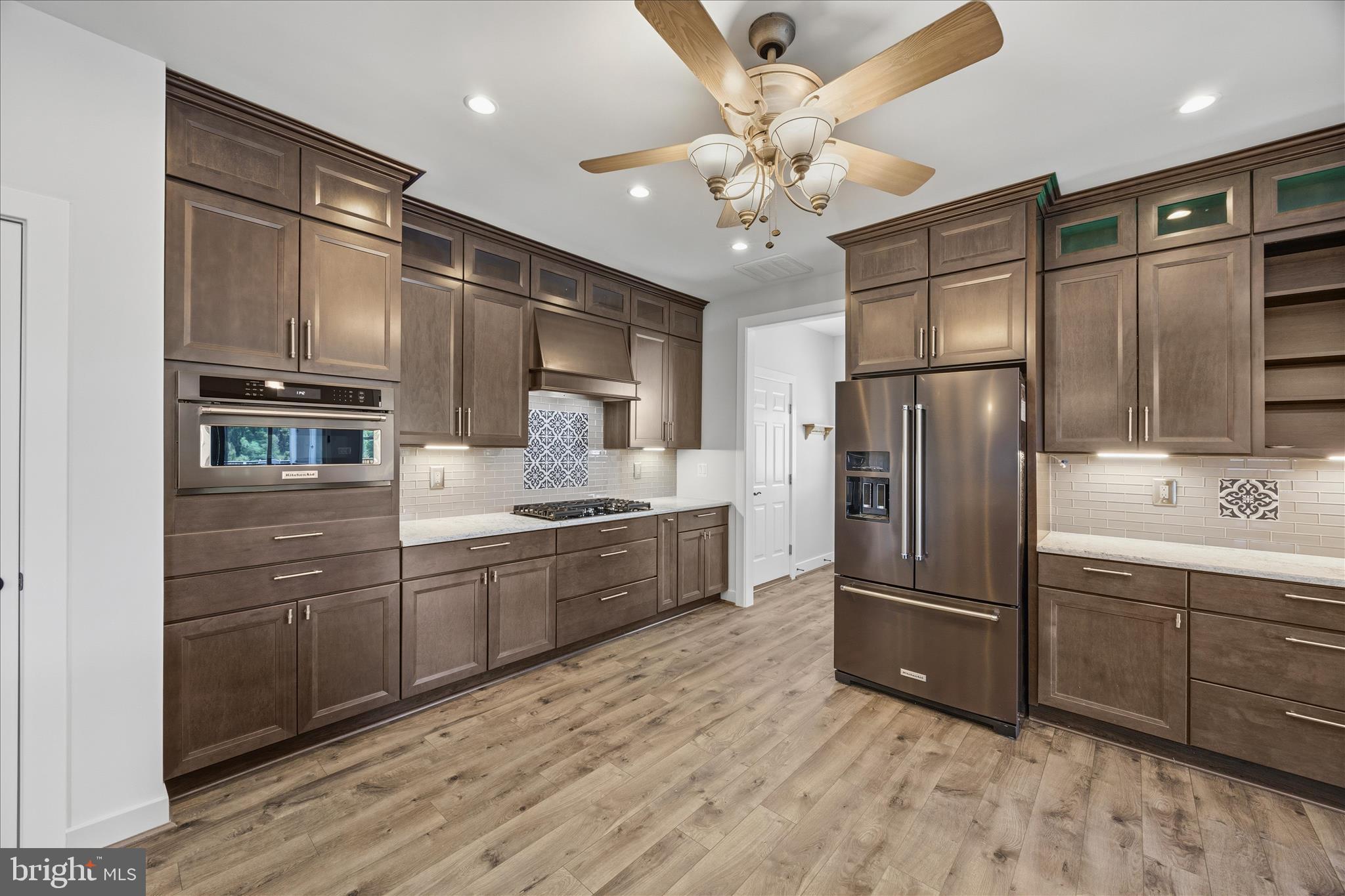 SOUTHERN HILLS - Residential