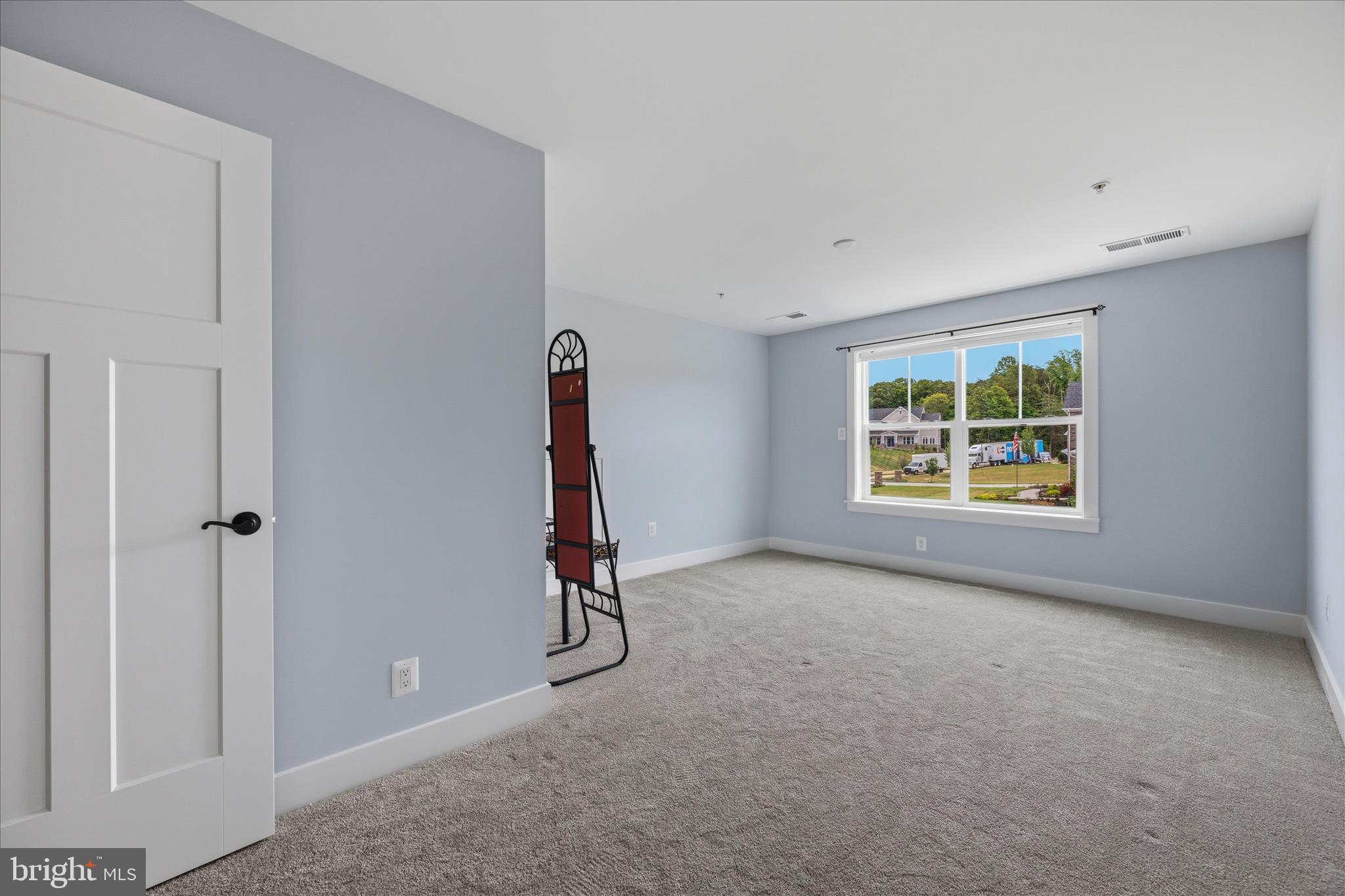 SOUTHERN HILLS - Residential