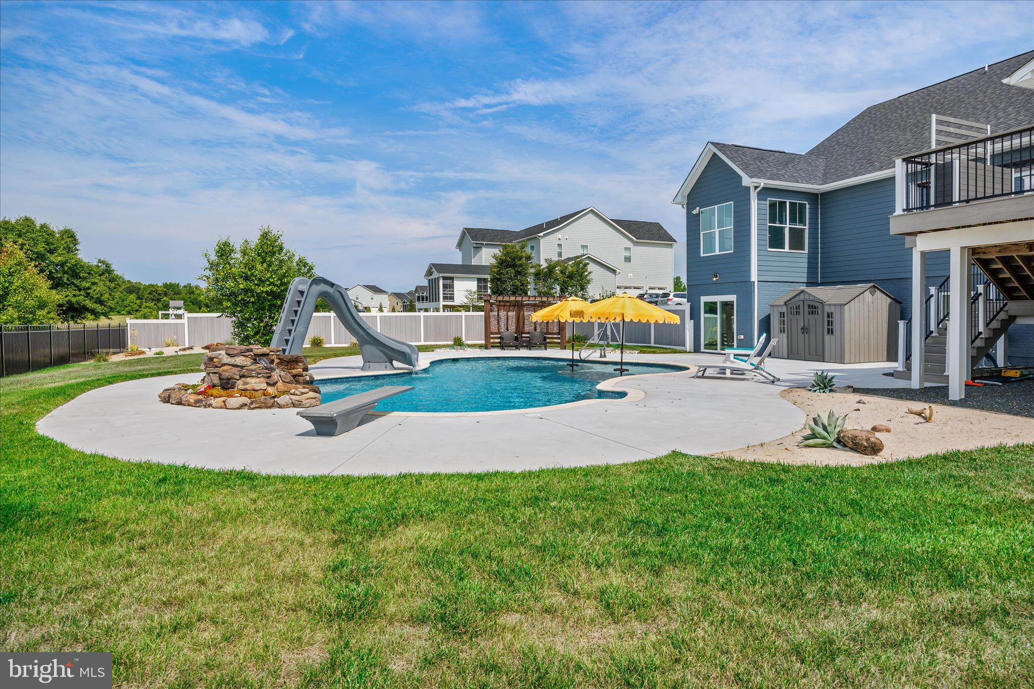 SOUTHERN HILLS - Residential